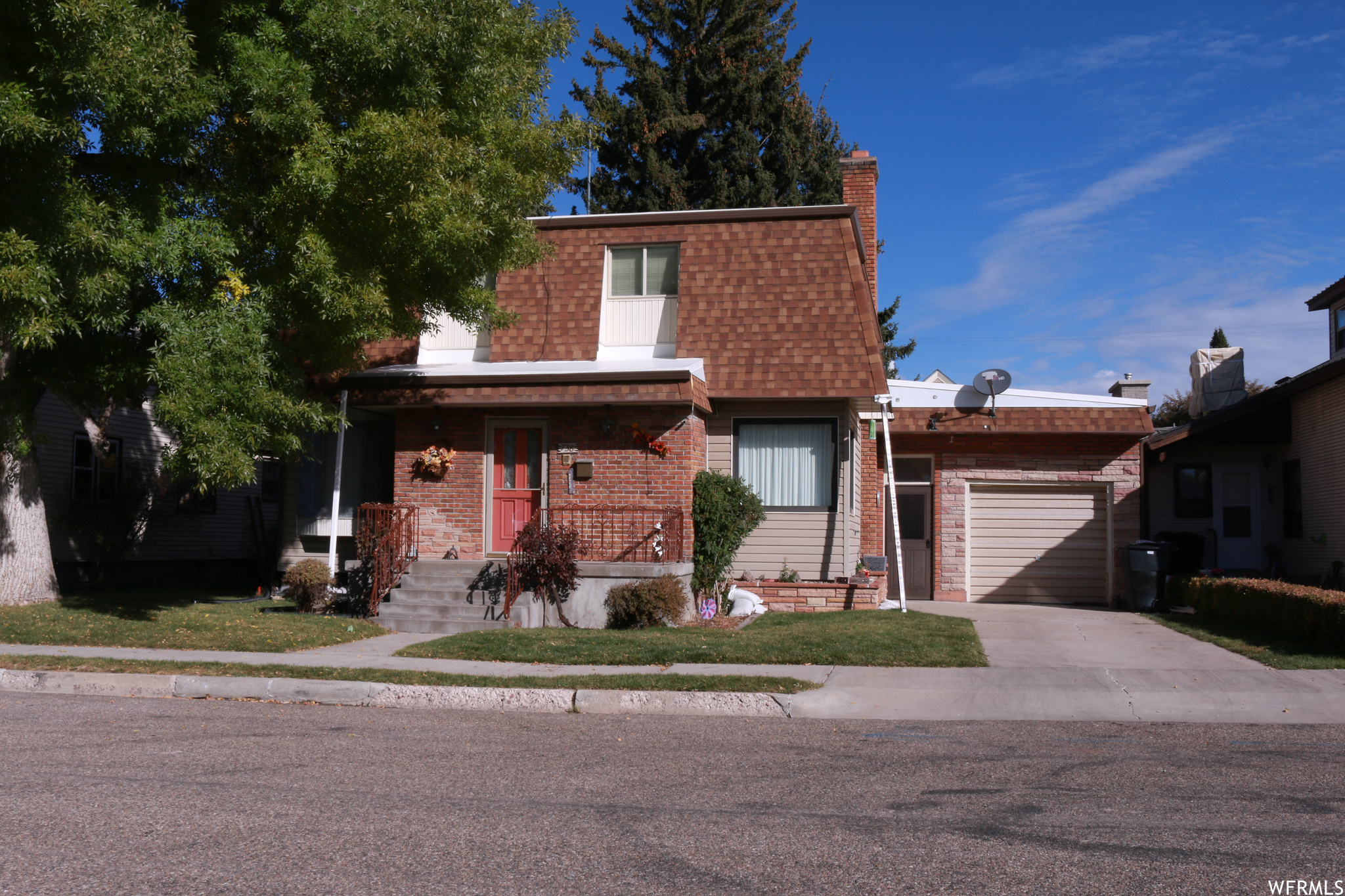 738 GRANT, Montpelier, Idaho 83254, 4 Bedrooms Bedrooms, 14 Rooms Rooms,3 BathroomsBathrooms,Residential,For sale,GRANT,1951322