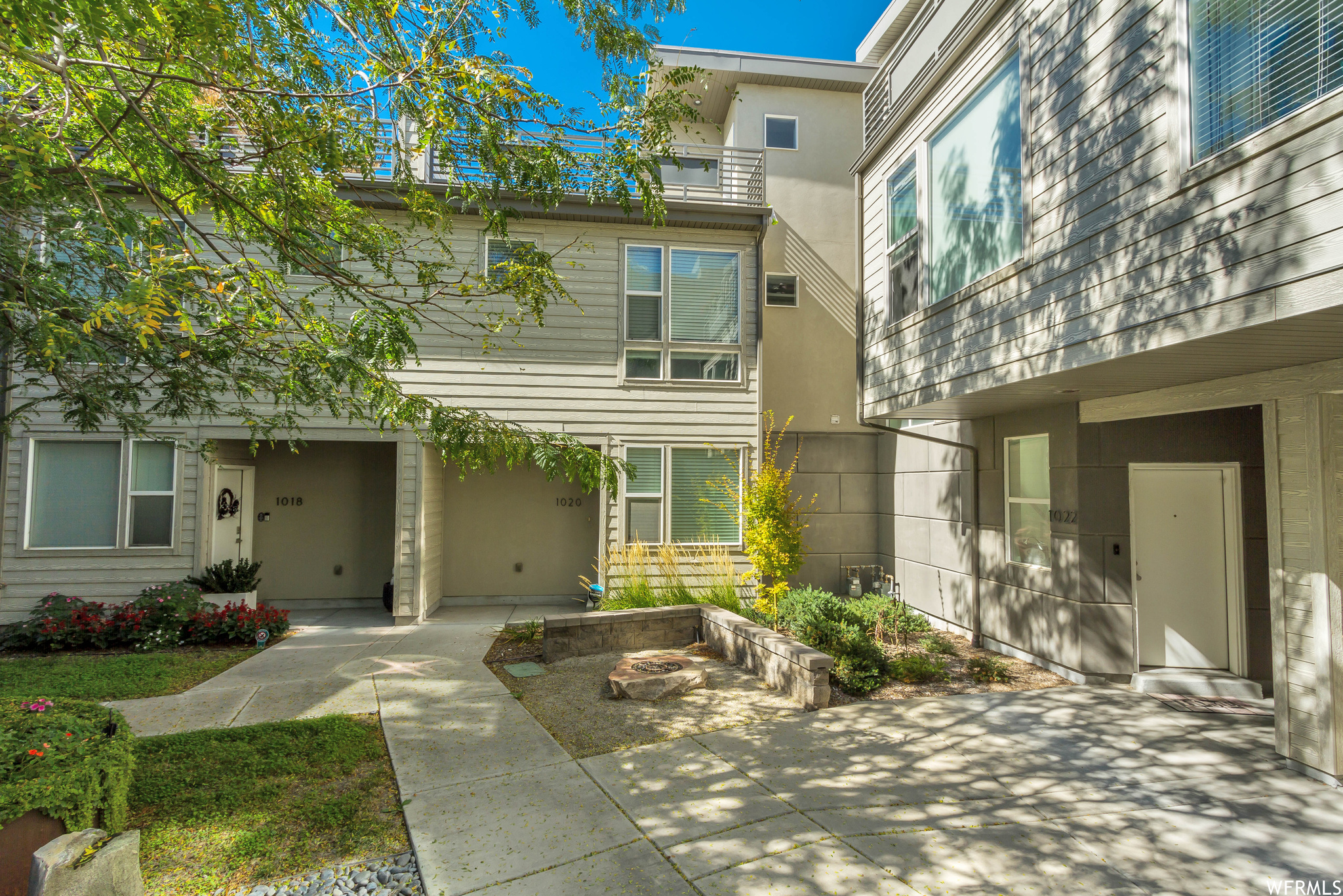 1020 W Rooftop Dr Midvale UT 84047 444,000