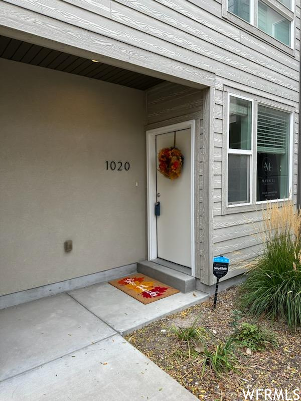 1020 W Rooftop Dr Midvale UT 84047 444,000