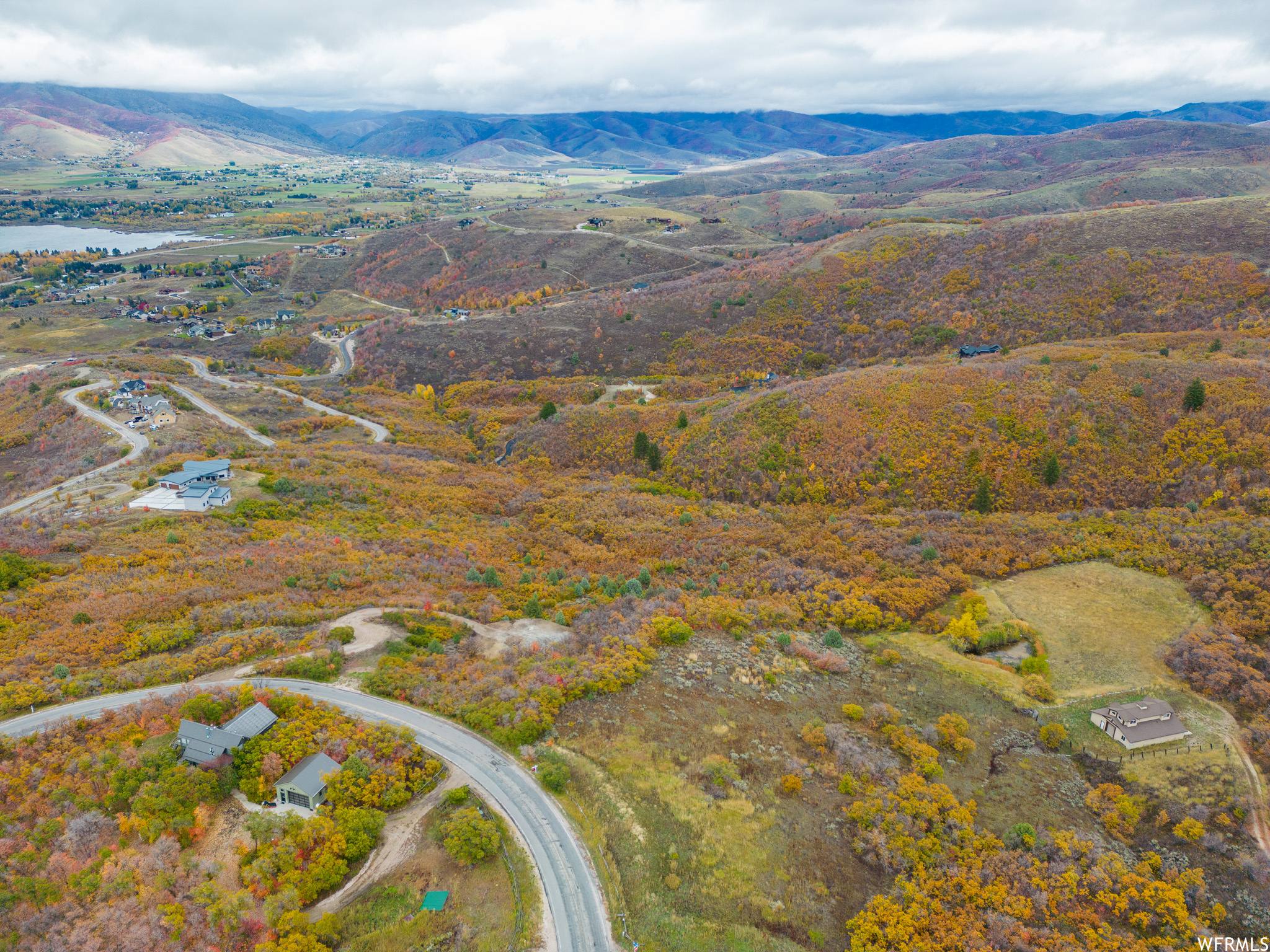 Aerial view featuring a mountain view