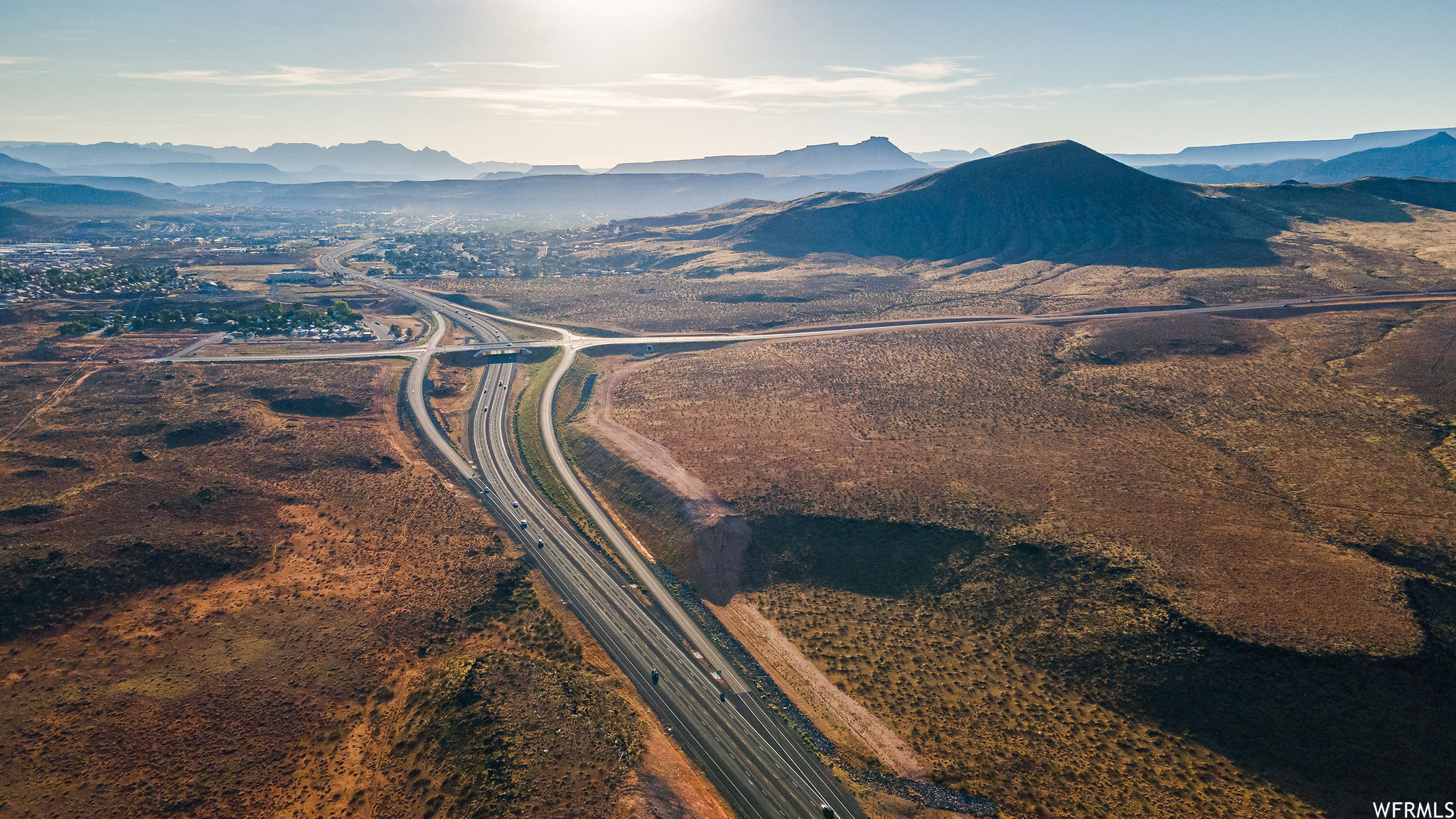 Bird's eye view featuring a mountain view