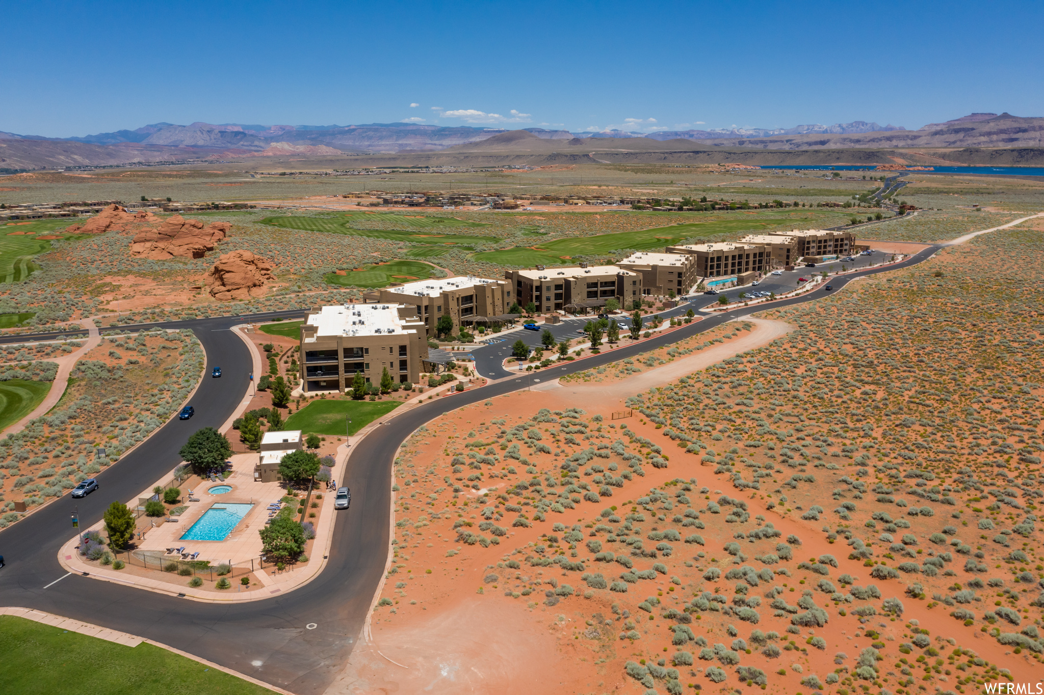 Bird's eye view featuring a mountain view