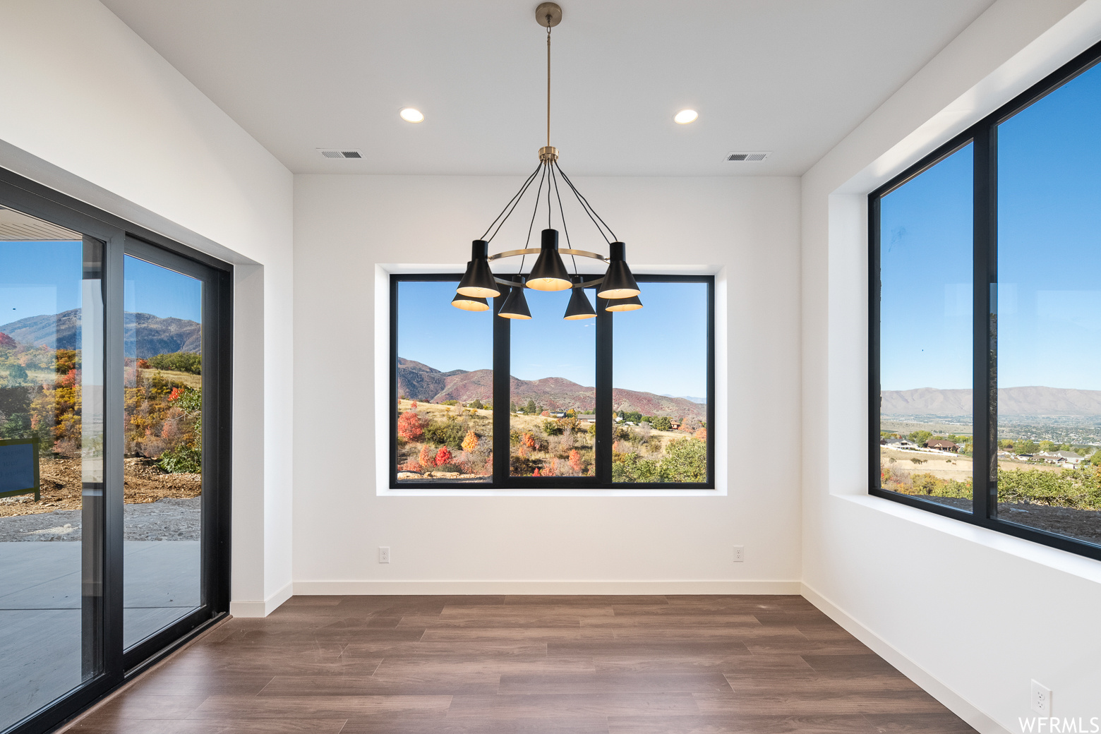 Dining area, glass sliding door to outdoor patio