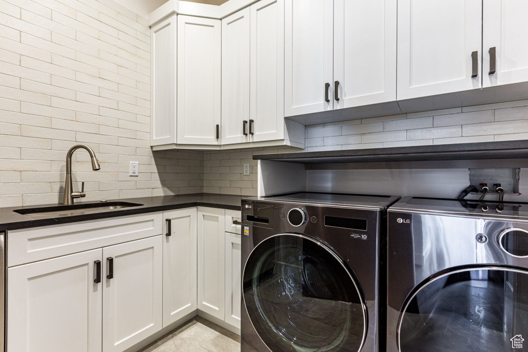 Butler Kitchen / Laundry Room