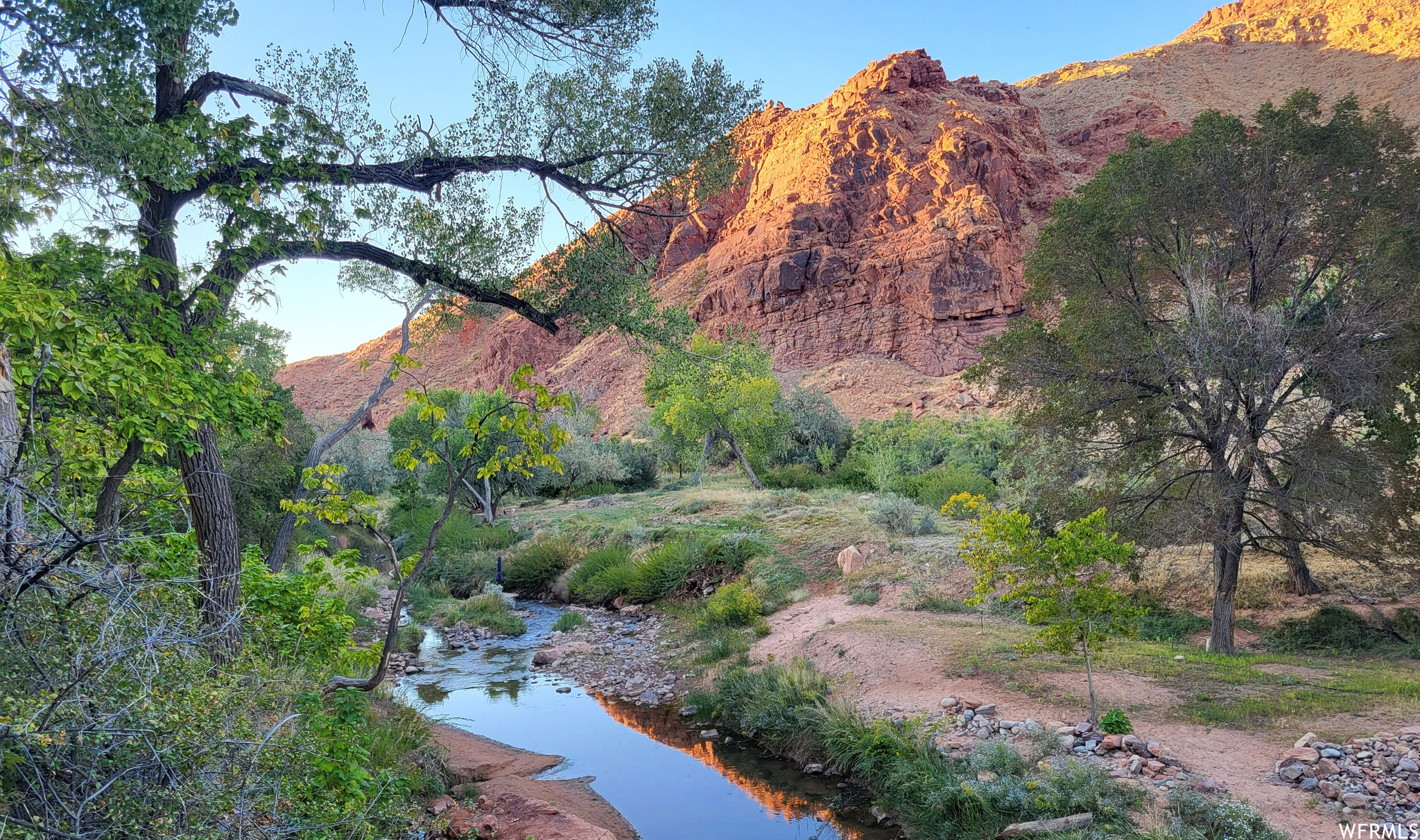 1389 E POWERHOUSE S, Moab, Utah 84532, 2 Bedrooms Bedrooms, 8 Rooms Rooms,Residential,For sale,POWERHOUSE,1970590