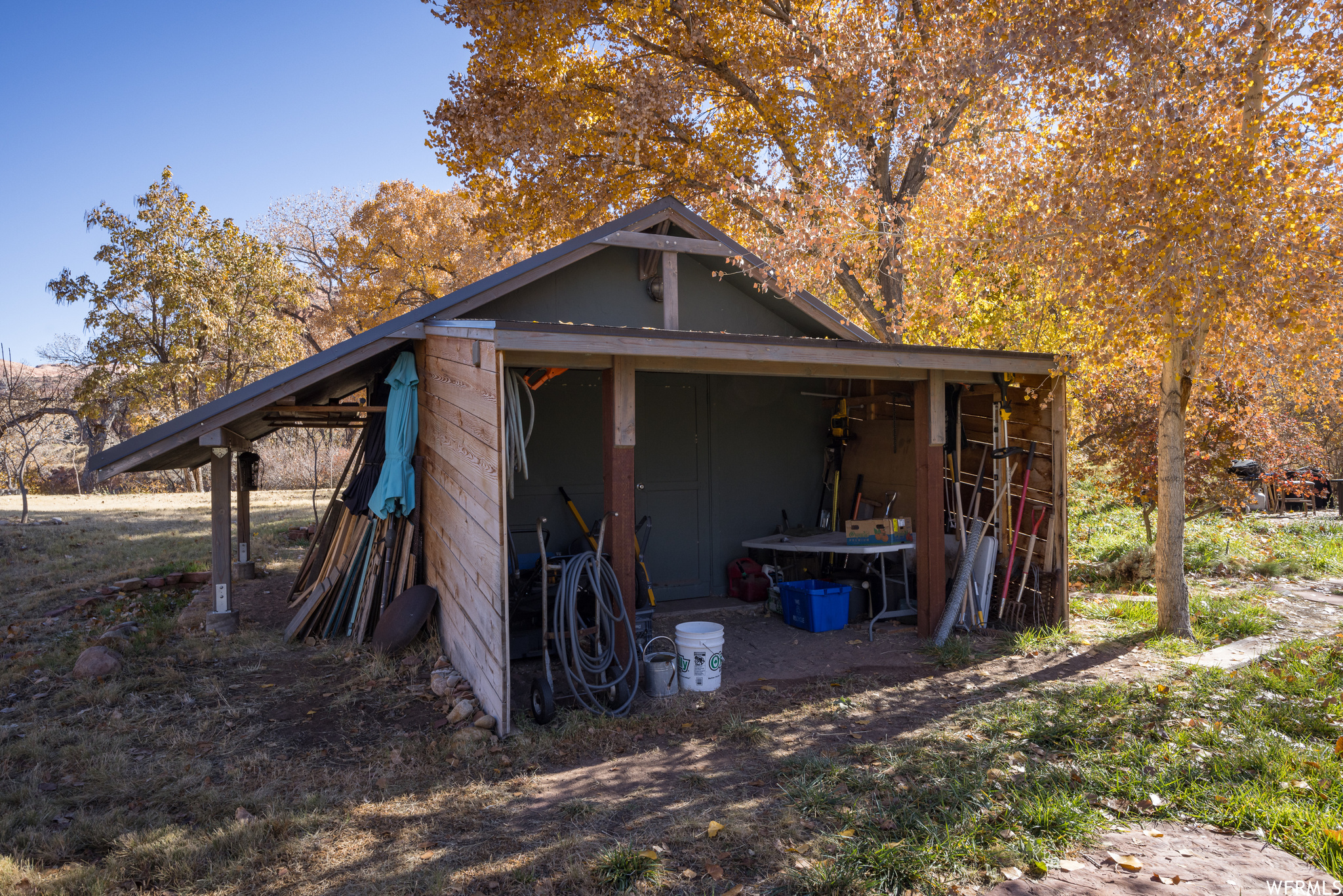 1389 E POWERHOUSE S, Moab, Utah 84532, 2 Bedrooms Bedrooms, 8 Rooms Rooms,Residential,For sale,POWERHOUSE,1970590