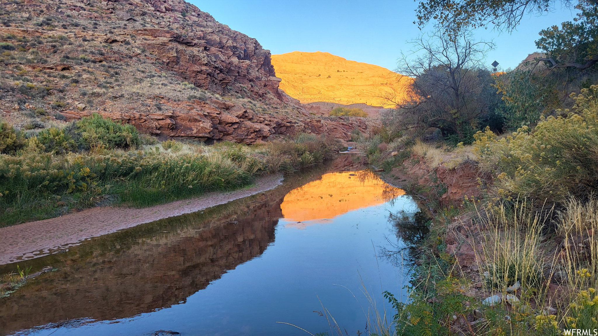 1389 E POWERHOUSE S, Moab, Utah 84532, 2 Bedrooms Bedrooms, 8 Rooms Rooms,Residential,For sale,POWERHOUSE,1970590