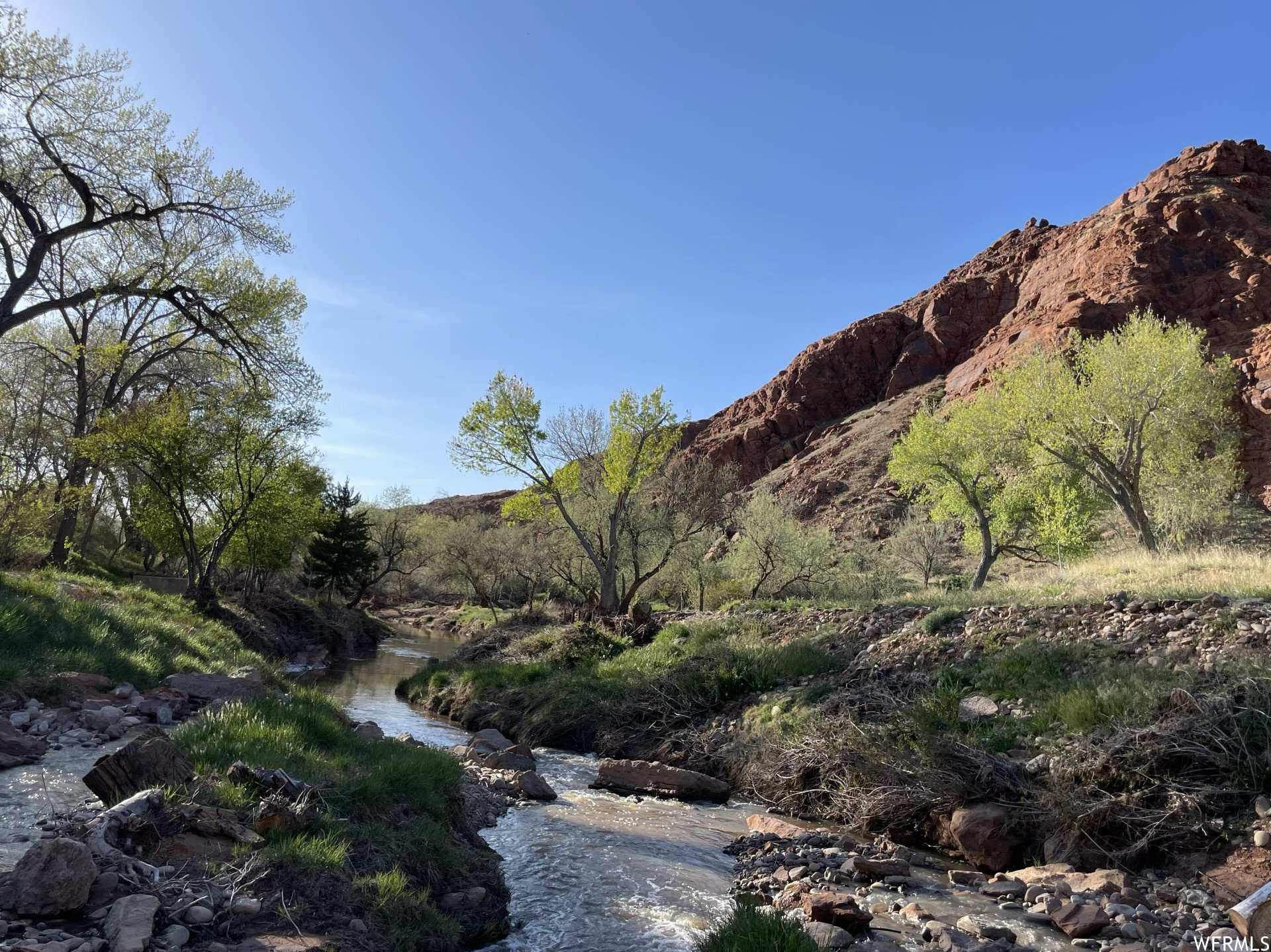 1389 E POWERHOUSE S, Moab, Utah 84532, 2 Bedrooms Bedrooms, 8 Rooms Rooms,Residential,For sale,POWERHOUSE,1970590