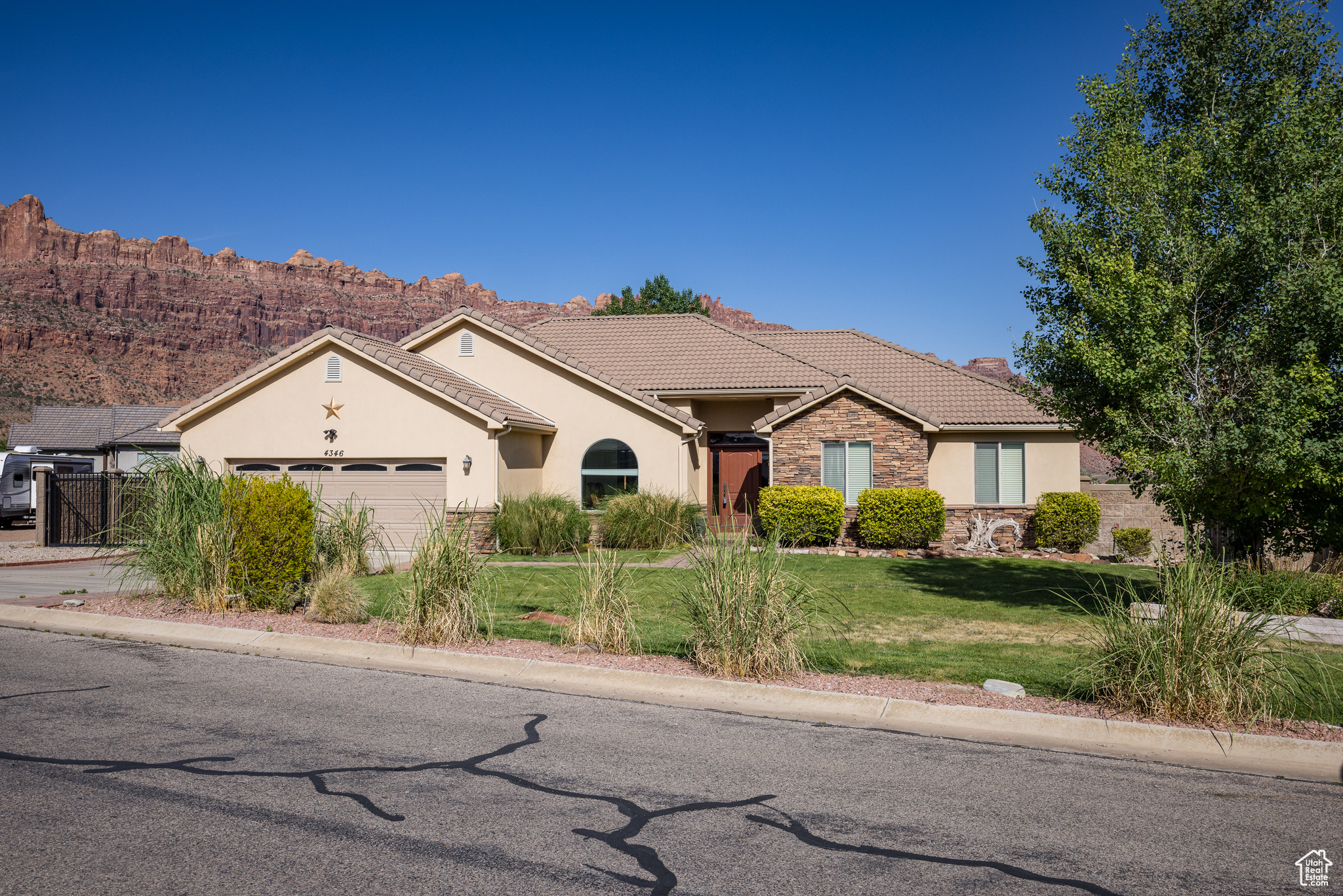 4346 ZIMMERMAN, Moab, Utah 84532, 4 Bedrooms Bedrooms, 13 Rooms Rooms,3 BathroomsBathrooms,Residential,For sale,ZIMMERMAN,1973552