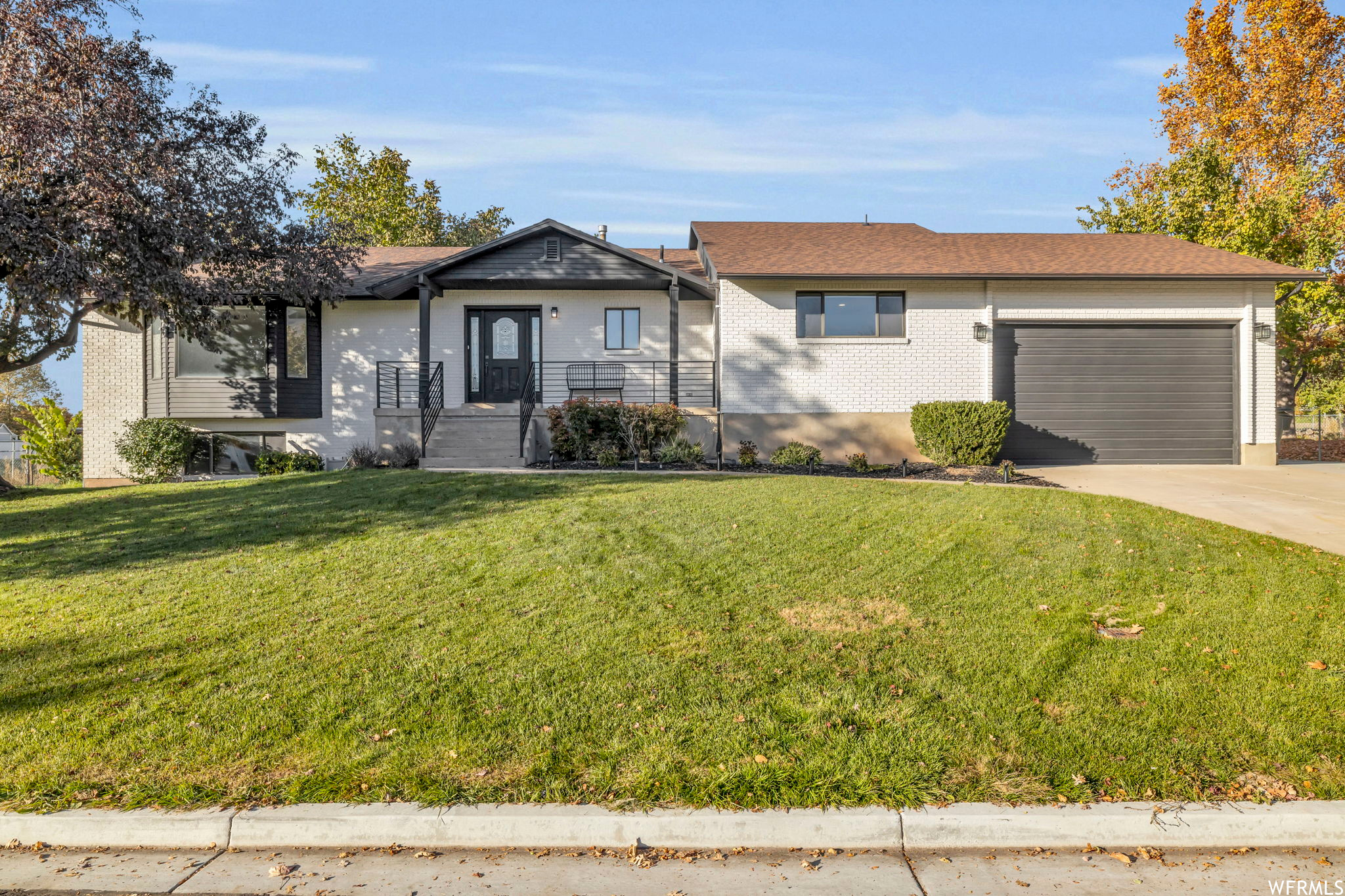 899 E Country Rd Fruit Heights UT 84037 765,000