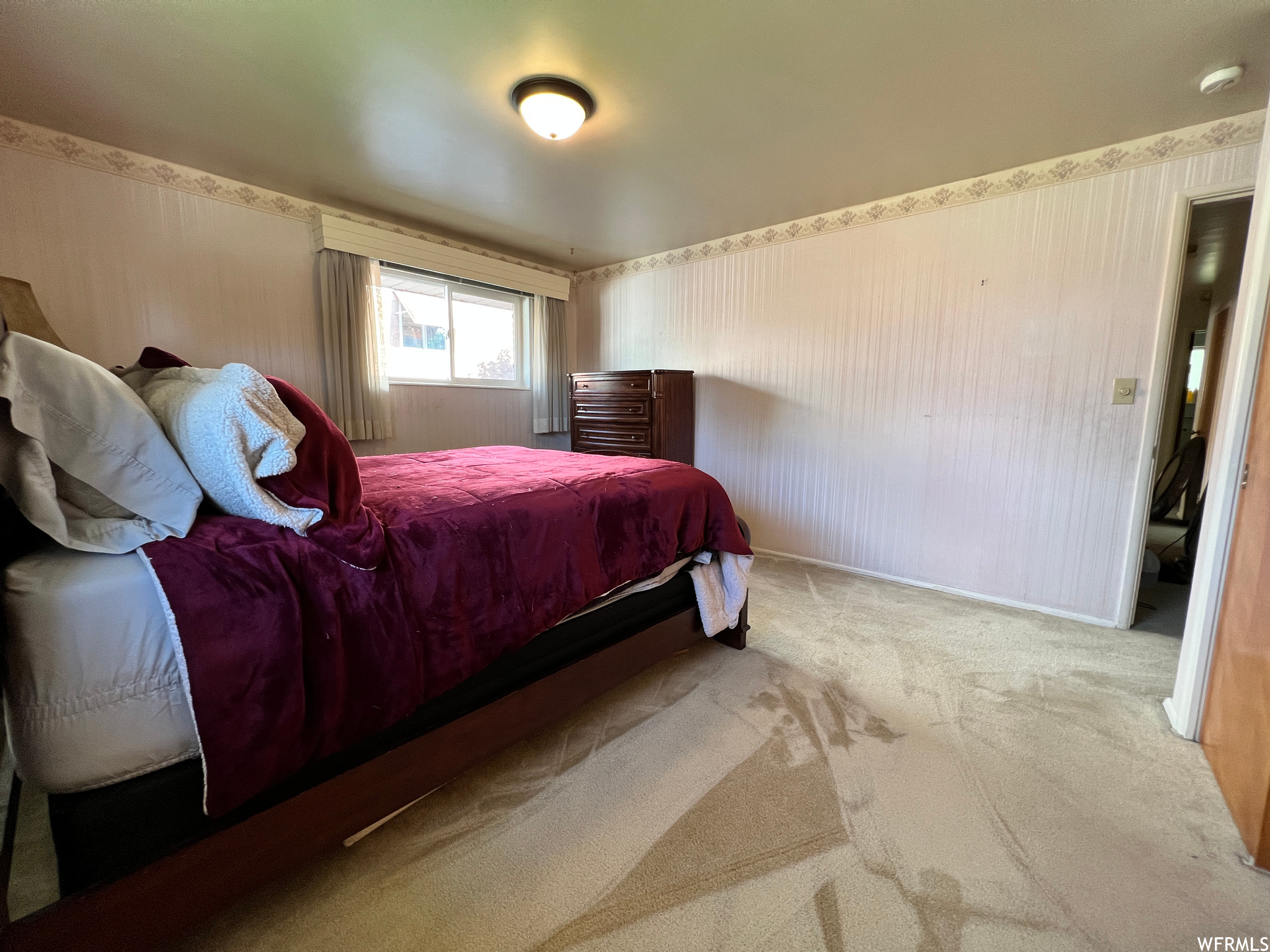 328 E 100 N, Clearfield, Utah 84015, 6 Bedrooms Bedrooms, 16 Rooms Rooms,2 BathroomsBathrooms,Residential,For sale,100,1973883