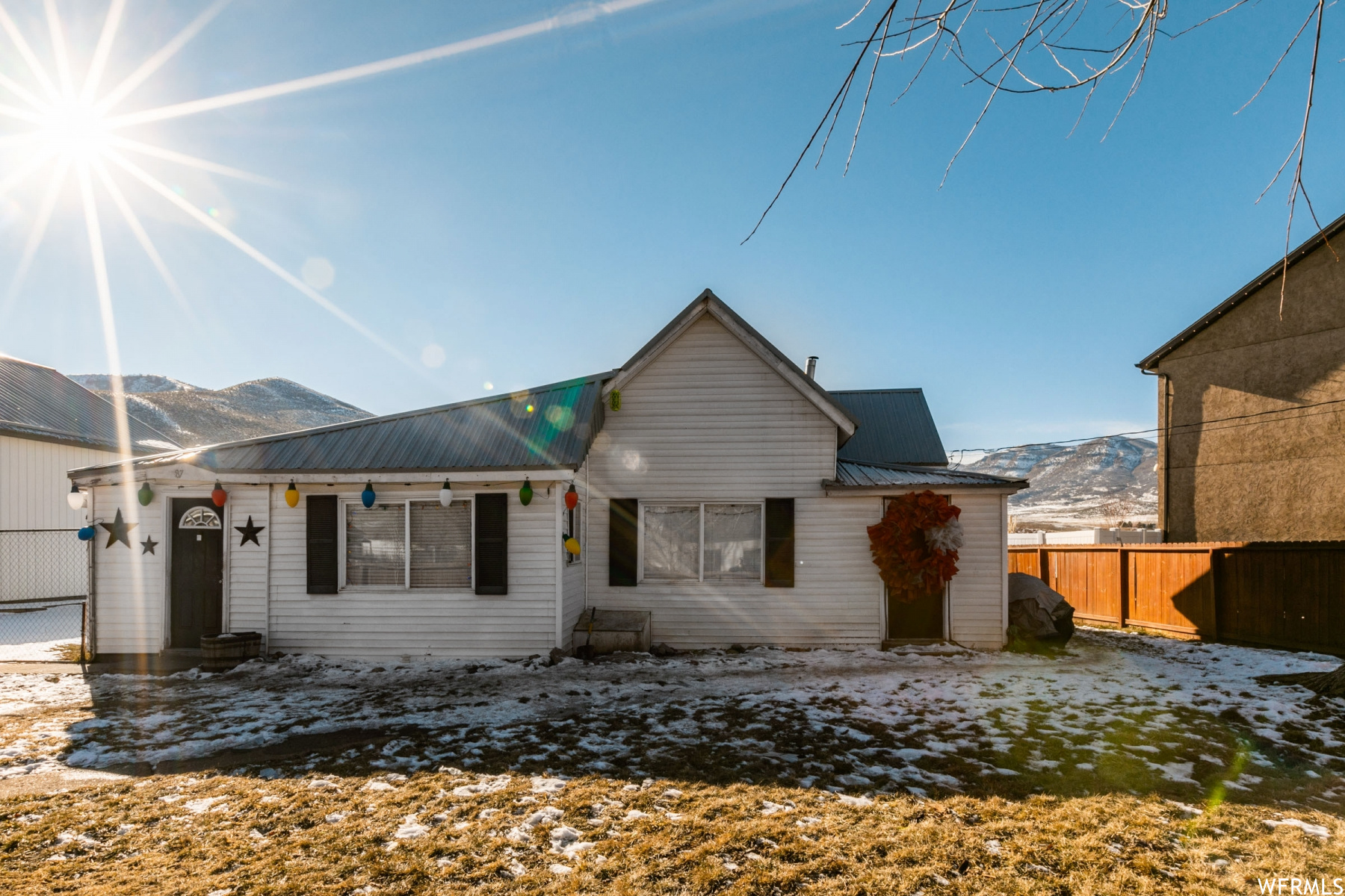 87 N 300 W Henefer UT 84033 529,000