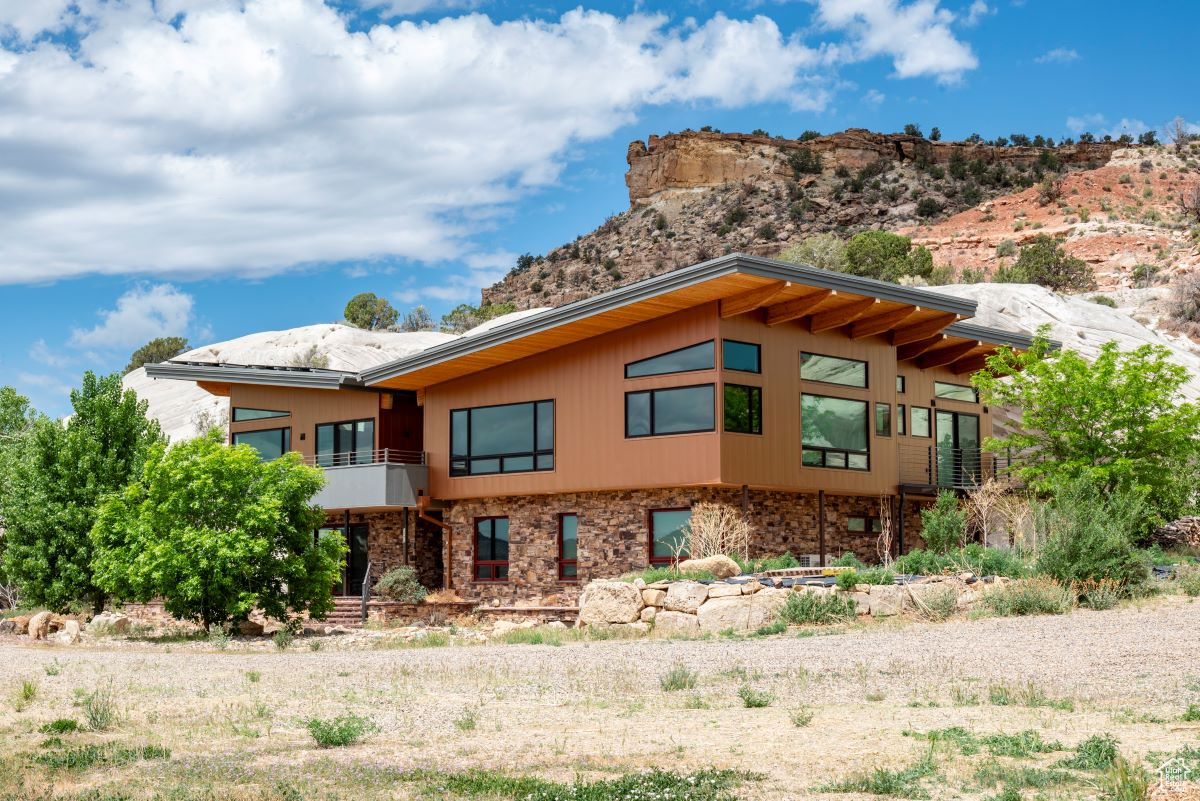 1295 N FIRE ROCK W, Escalante, Utah 84726, 3 Bedrooms Bedrooms, 16 Rooms Rooms,3 BathroomsBathrooms,Residential,For sale,FIRE ROCK,1974341