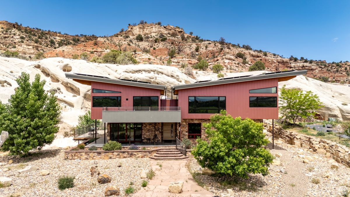 1295 N FIRE ROCK W, Escalante, Utah 84726, 3 Bedrooms Bedrooms, 16 Rooms Rooms,3 BathroomsBathrooms,Residential,For sale,FIRE ROCK,1974341