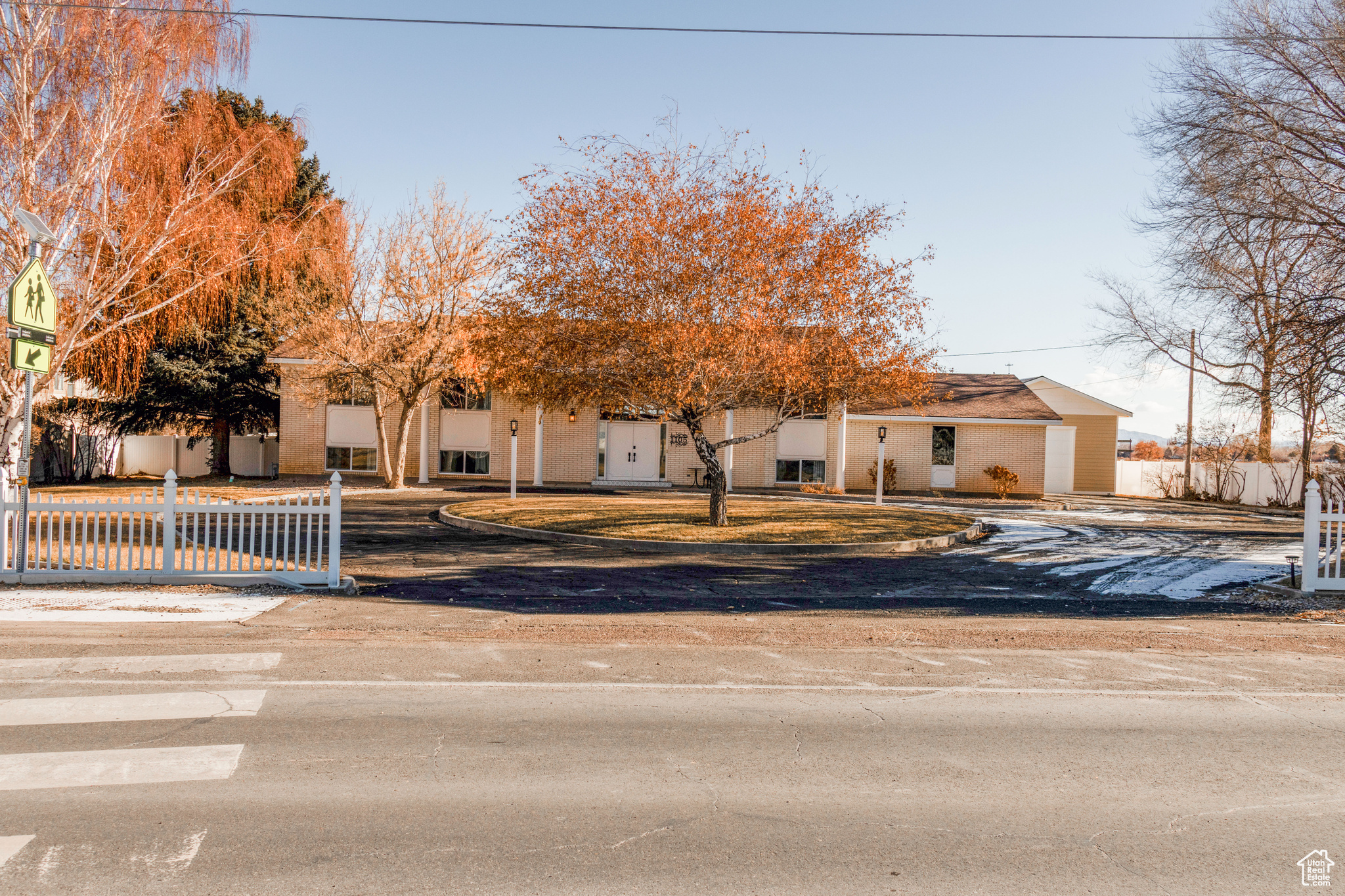 1105 S 500 W, Vernal, Utah 84078, 6 Bedrooms Bedrooms, 21 Rooms Rooms,3 BathroomsBathrooms,Residential,For sale,500,1974888