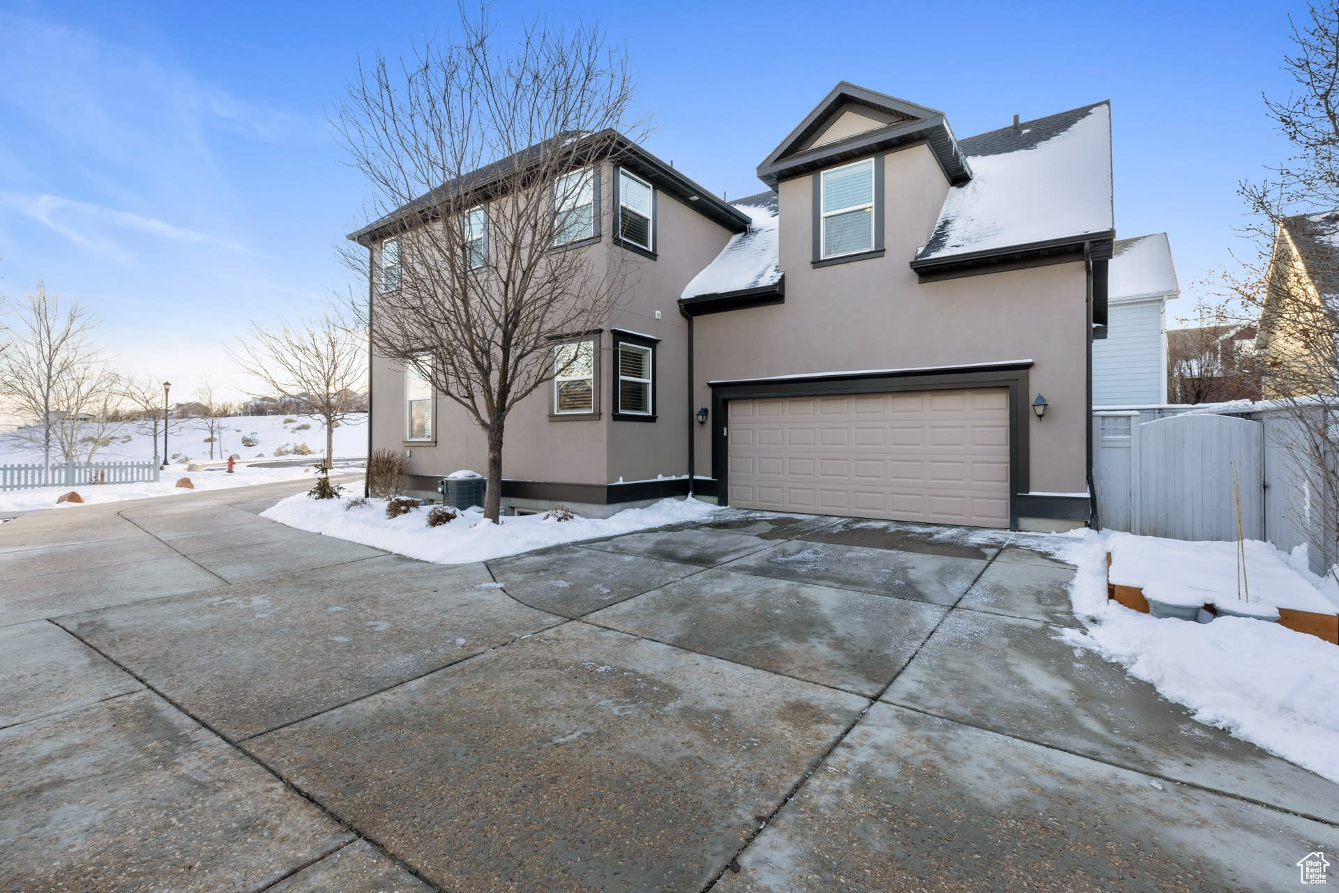 4204 W Okoboji Cir South Jordan UT 84009 | $565,000 | UtahRealEstate.com