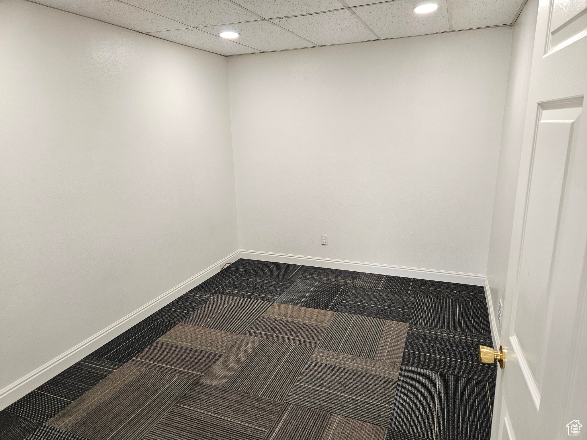 2. Suite 220- 700 SF - Upper Level