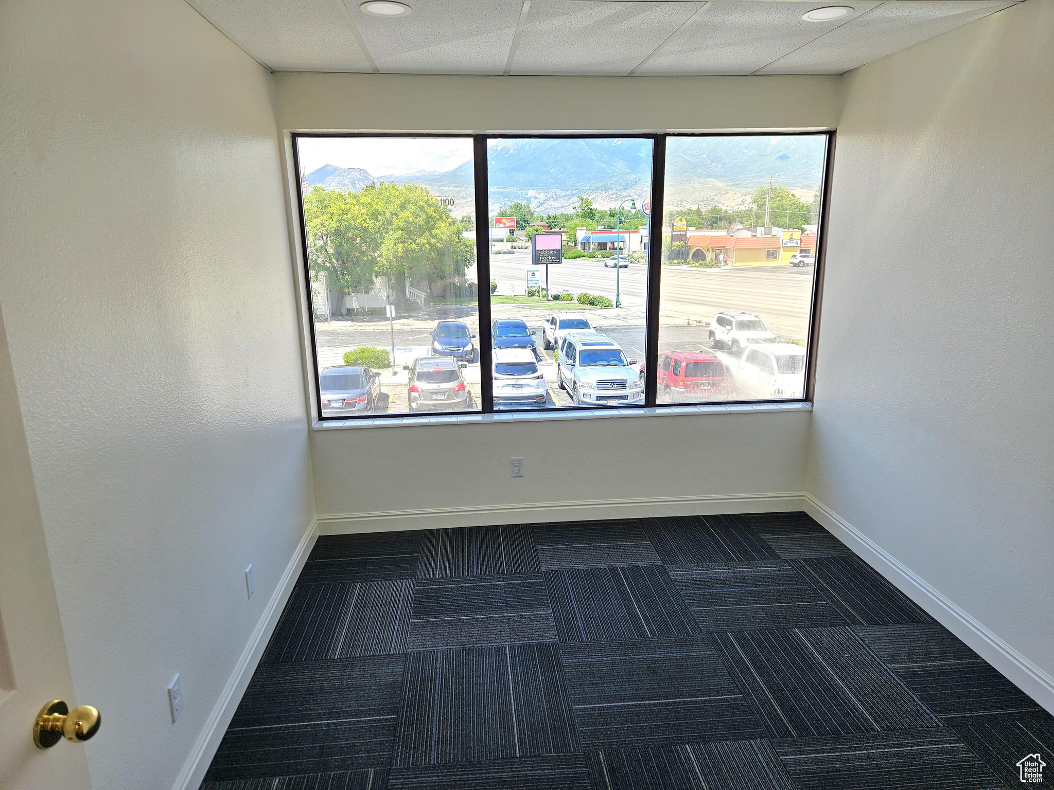 2. Suite 220- 700 SF - Upper Level