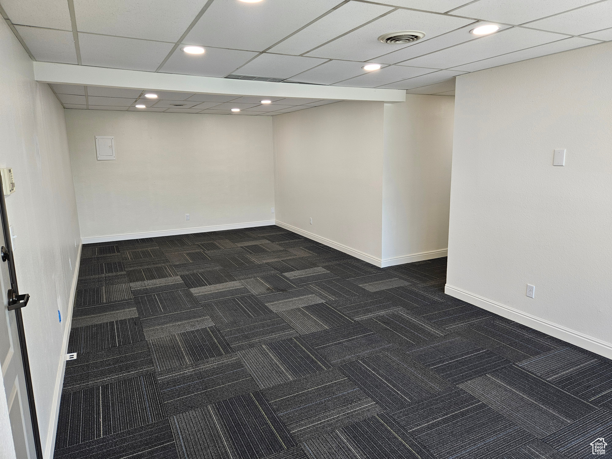 2. Suite 220- 700 SF - Upper Level