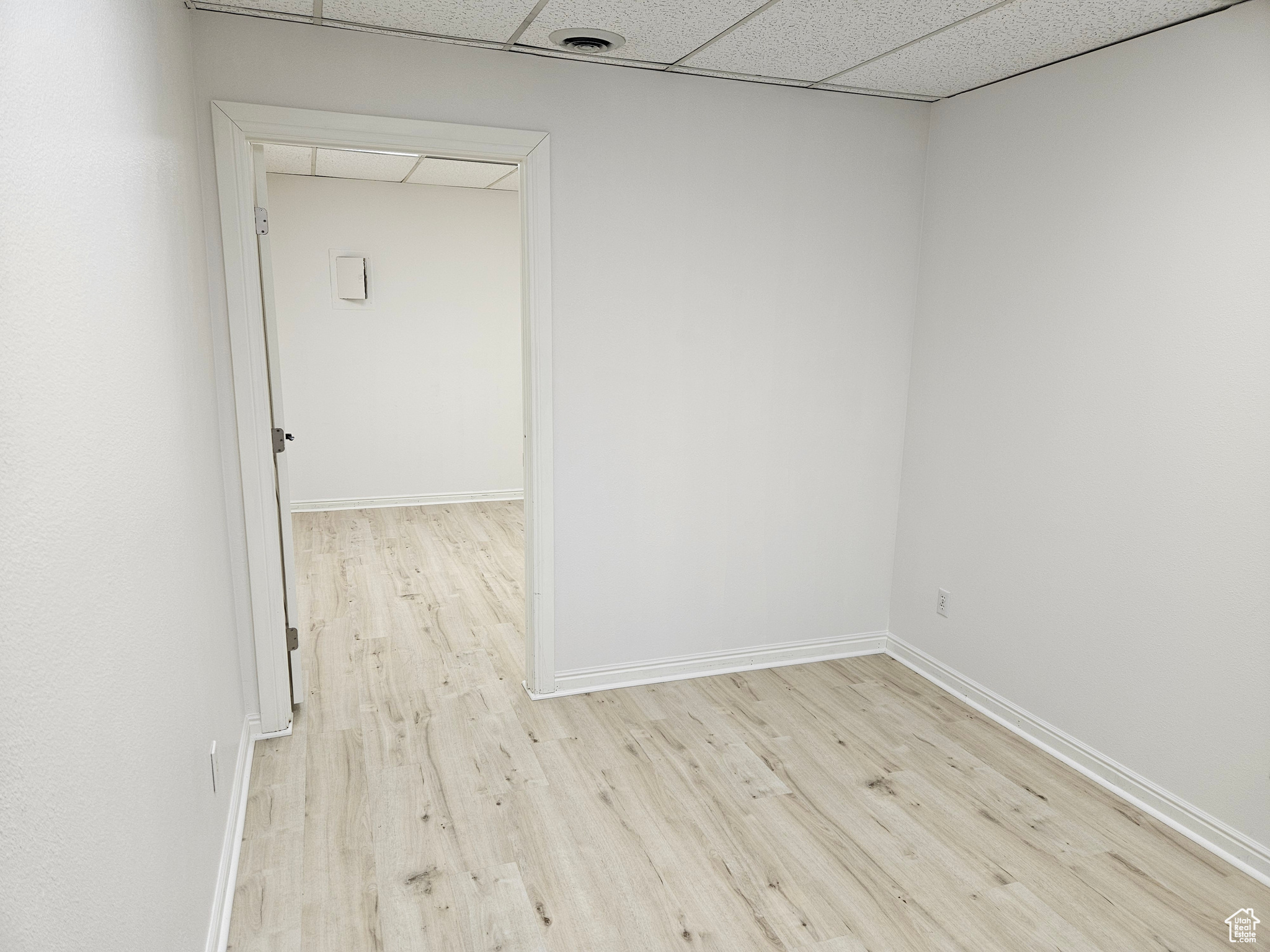 3. Suite 160A 300 SF - Main Level