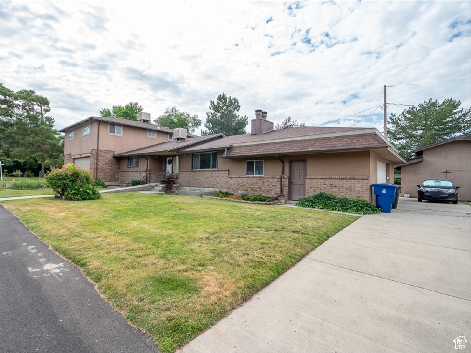 2060 E 3035 S, Salt Lake City, Utah 84109, 11 Bedrooms Bedrooms, ,Residential,For sale,3035,1976762