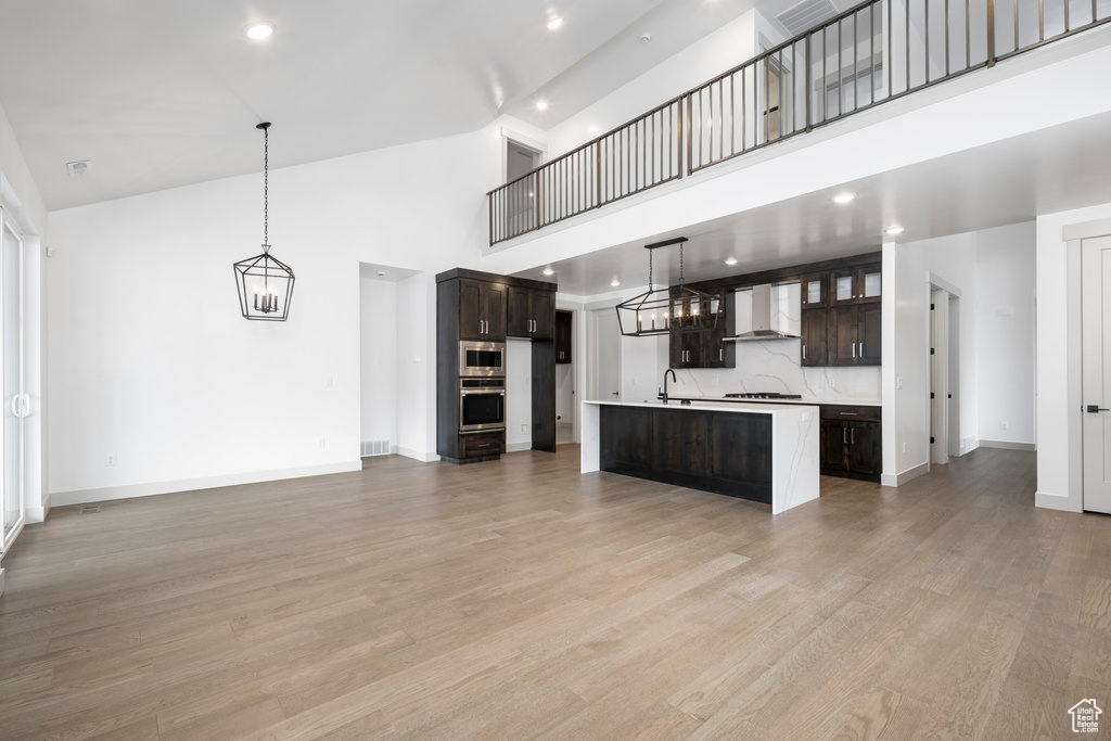 1226 E Delacroix Dr Draper UT 84020 924,990