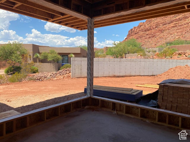 2900 N WAPATKI, St. George, Utah 84770, 3 Bedrooms Bedrooms, 10 Rooms Rooms,3 BathroomsBathrooms,Residential,For sale,WAPATKI,1977653