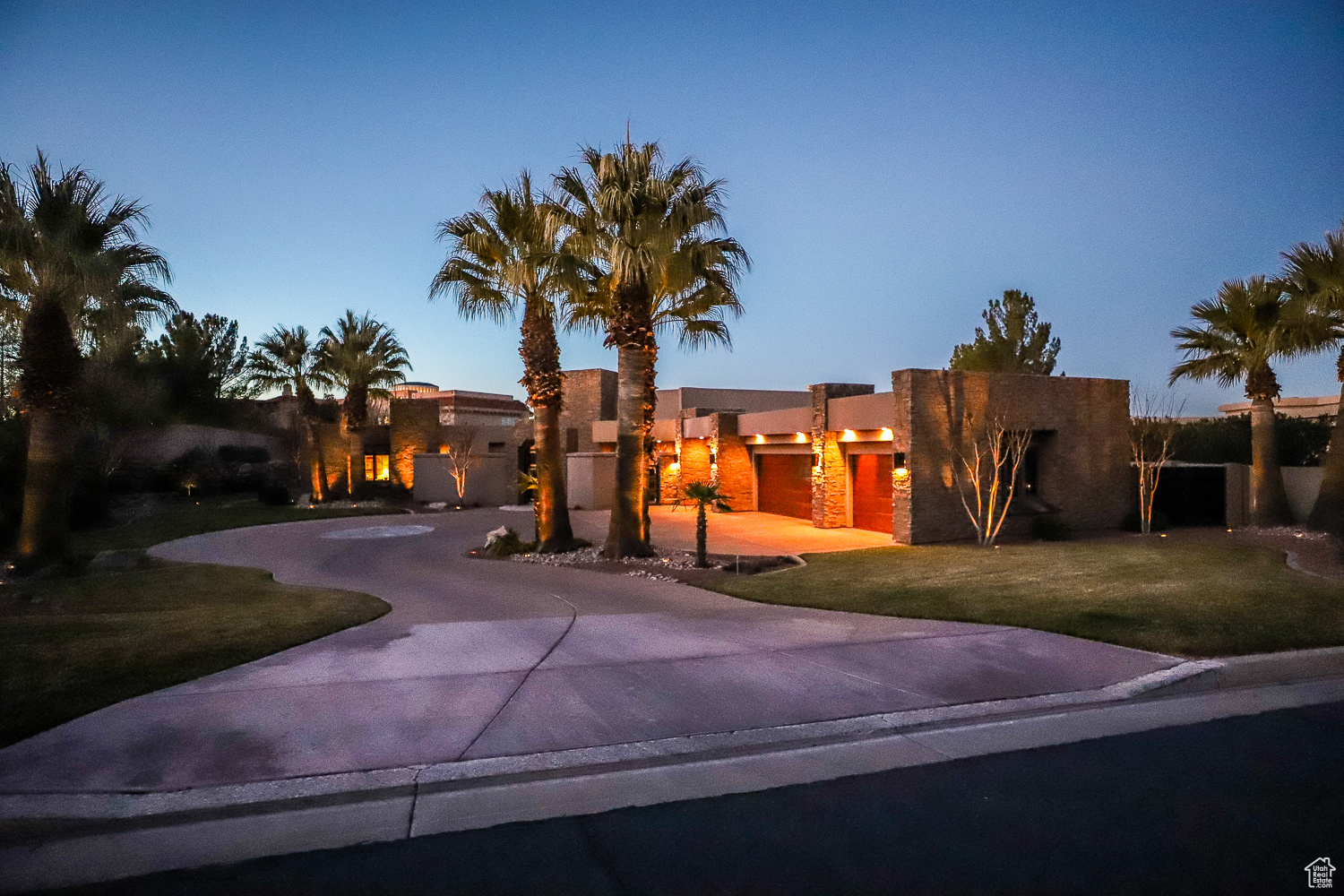 1539 S CLIFF POINT, St. George, Utah 84790, 5 Bedrooms Bedrooms, 20 Rooms Rooms,3 BathroomsBathrooms,Residential,For sale,CLIFF POINT,1978501