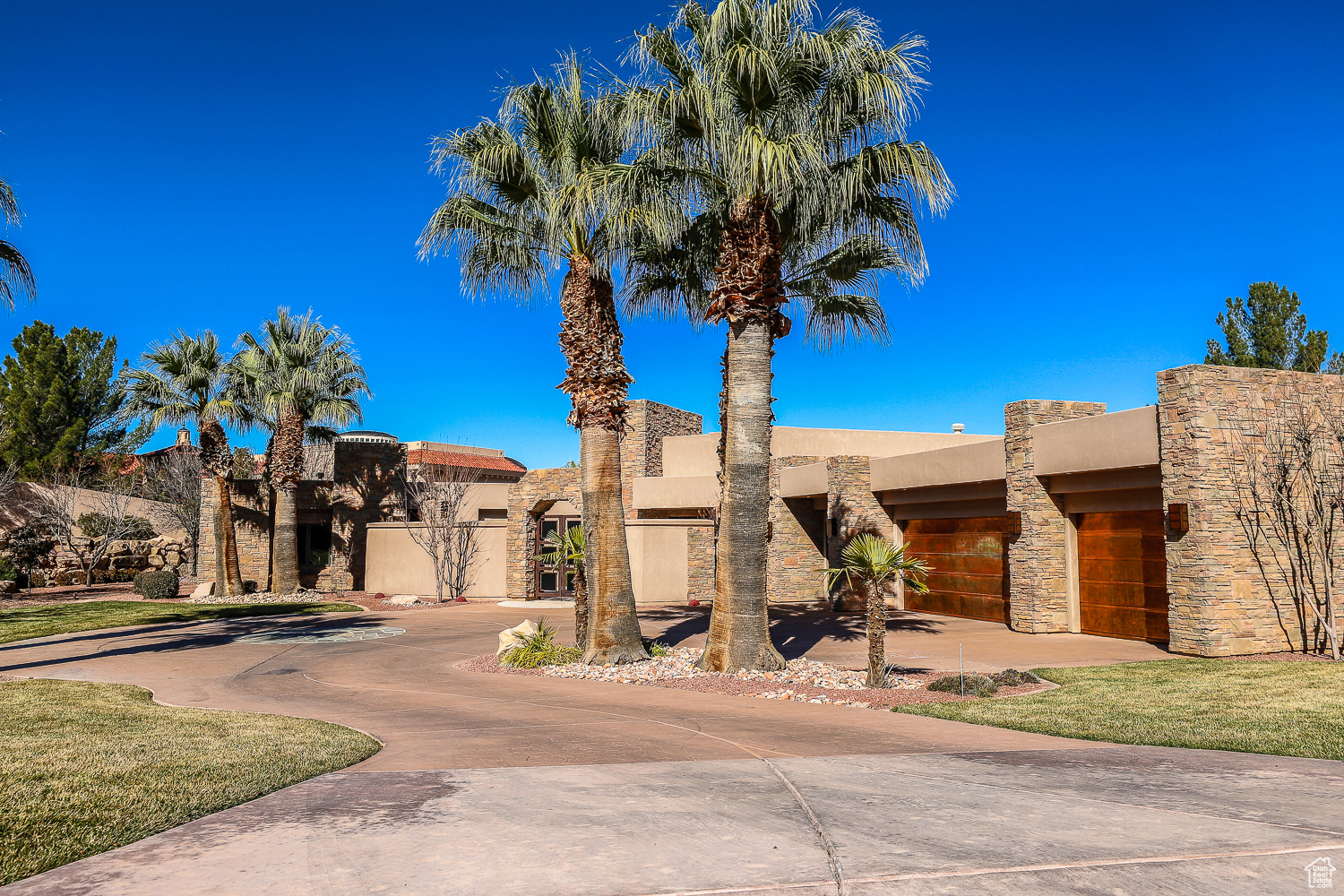 1539 S CLIFF POINT, St. George, Utah 84790, 5 Bedrooms Bedrooms, 20 Rooms Rooms,3 BathroomsBathrooms,Residential,For sale,CLIFF POINT,1978501