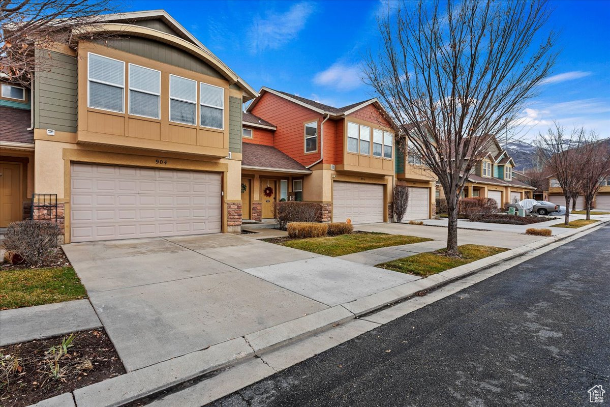 904 W Waterside Dr Farmington UT 84025 470,000