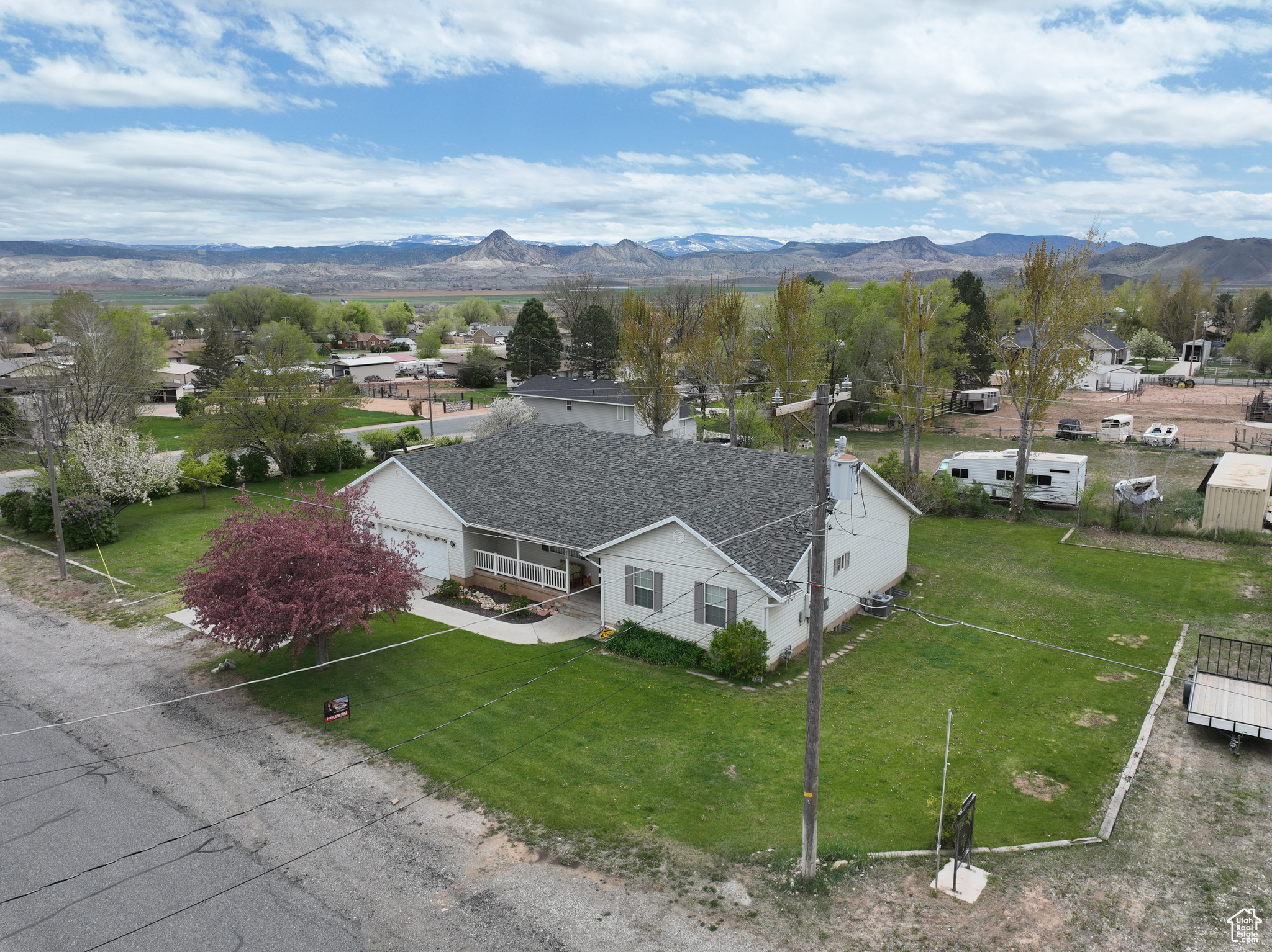 333 W 100 N, Aurora, Utah 84620, 5 Bedrooms Bedrooms, 14 Rooms Rooms,2 BathroomsBathrooms,Residential,For sale,100,1979963