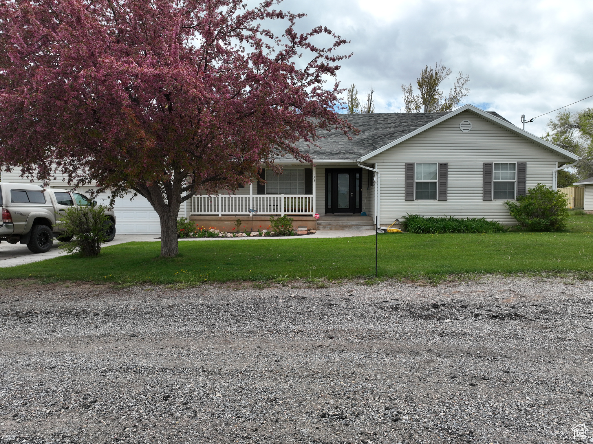 333 W 100 N, Aurora, Utah 84620, 5 Bedrooms Bedrooms, 14 Rooms Rooms,2 BathroomsBathrooms,Residential,For sale,100,1979963