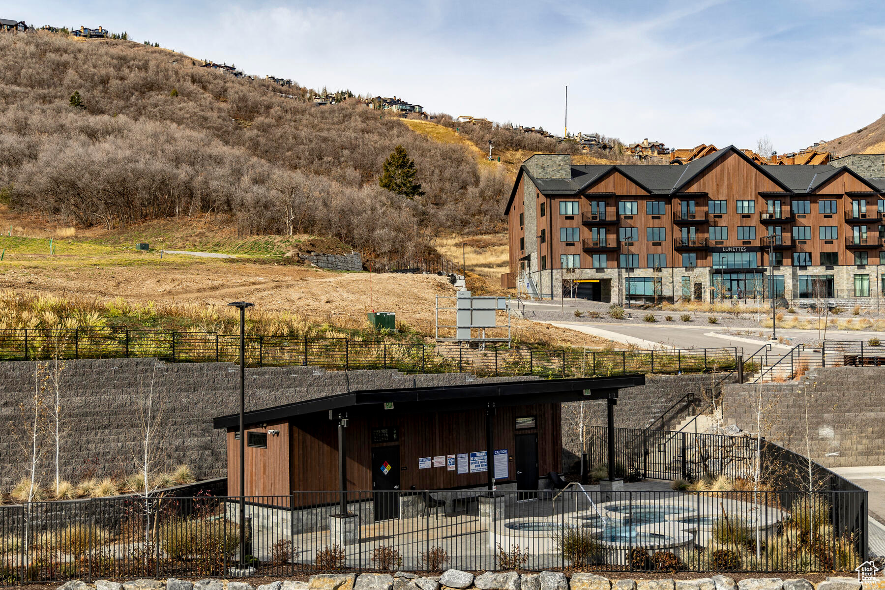 2303 DEER HOLLOW #1204, Park City, Utah 84060, 3 Rooms Rooms,Residential,For sale,DEER HOLLOW,1980735