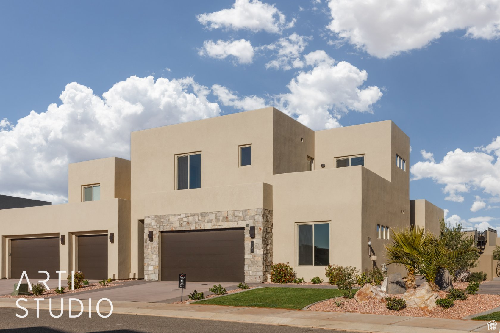 3209 S DYAMI #11, Hurricane, Utah 84737, 4 Bedrooms Bedrooms, 14 Rooms Rooms,4 BathroomsBathrooms,Residential,For sale,DYAMI,1981173