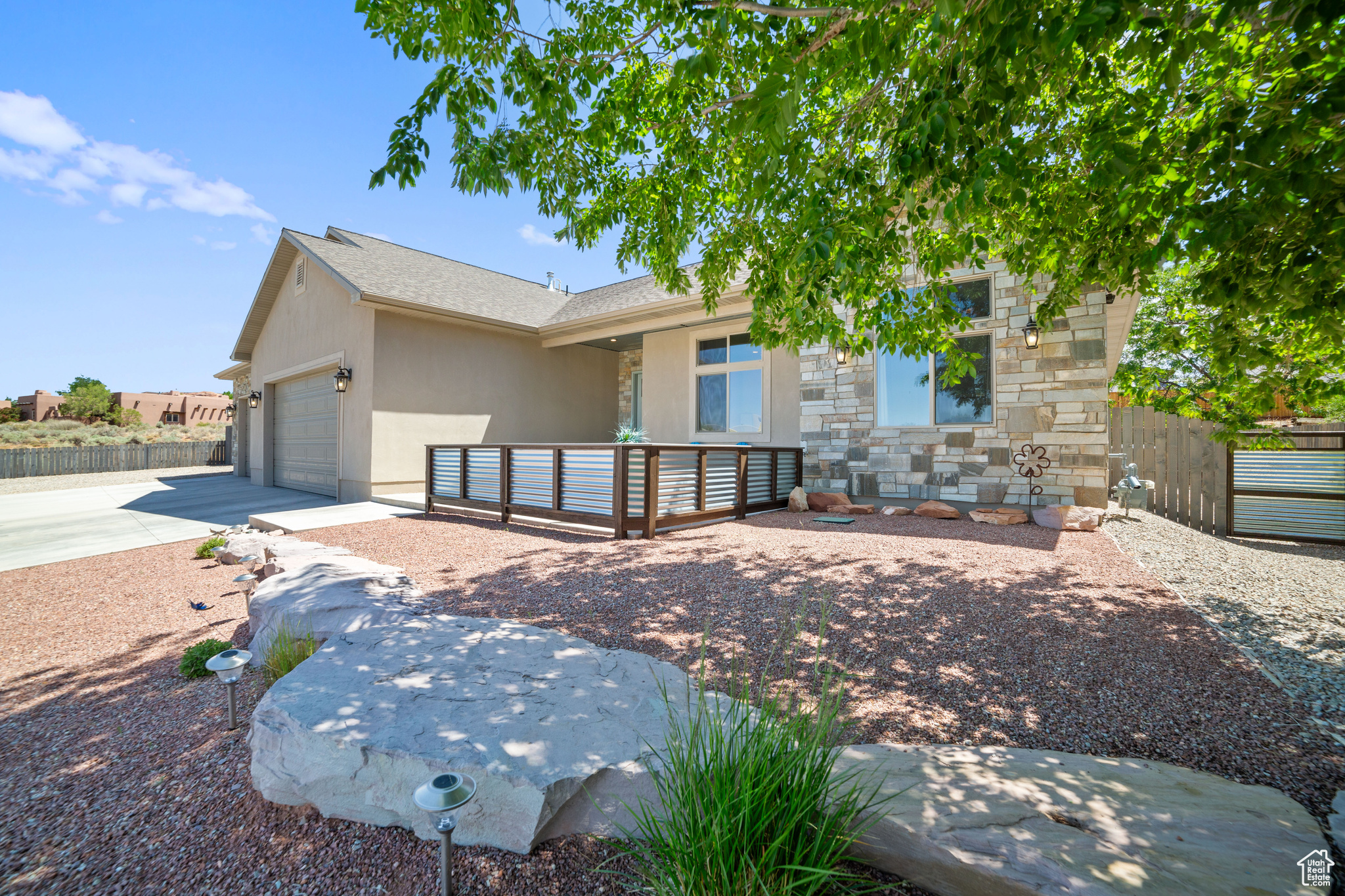 2251 RIO VERDE, Moab, Utah 84532, 5 Bedrooms Bedrooms, 12 Rooms Rooms,3 BathroomsBathrooms,Residential,For sale,RIO VERDE,1981471