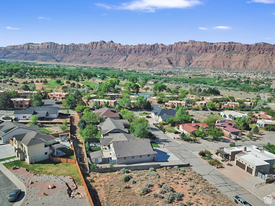 2251 RIO VERDE, Moab, Utah 84532, 5 Bedrooms Bedrooms, 12 Rooms Rooms,3 BathroomsBathrooms,Residential,For sale,RIO VERDE,1981471