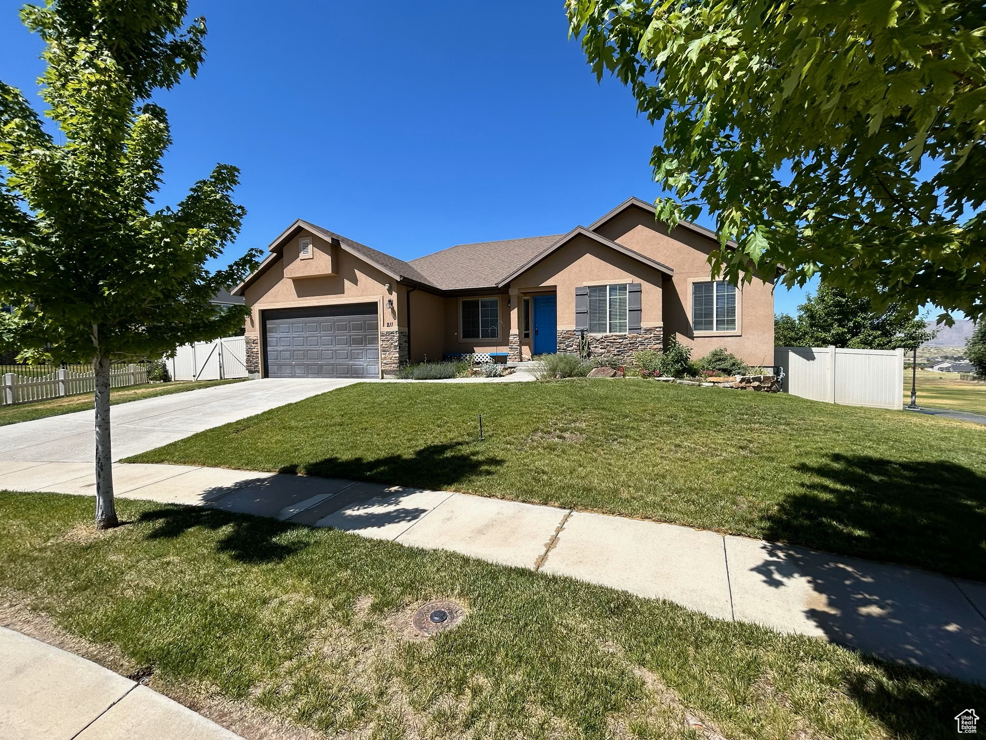 211 W WOLVERINE CREEK, Elk Ridge, Utah 84651, 5 Bedrooms Bedrooms, 17 Rooms Rooms,3 BathroomsBathrooms,Residential,For sale,WOLVERINE CREEK,1981593