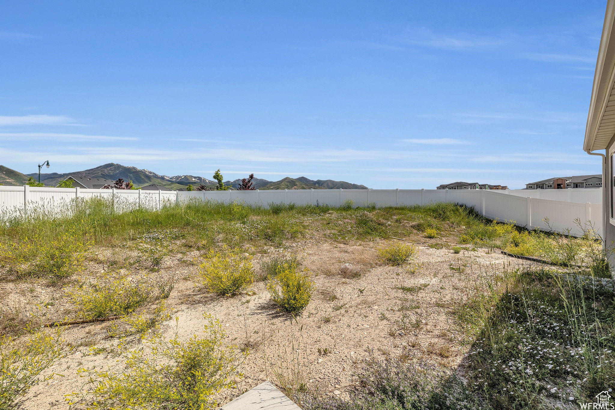 View of yard featuring a mountain view