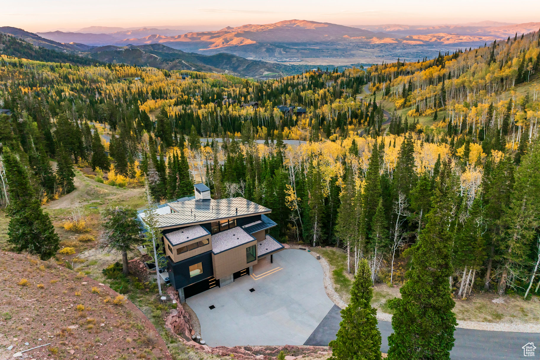 150 WHITE PINE CANYON, Park City, Utah 84060, 5 Bedrooms Bedrooms, 25 Rooms Rooms,1 BathroomBathrooms,Residential,For sale,WHITE PINE CANYON,1982485