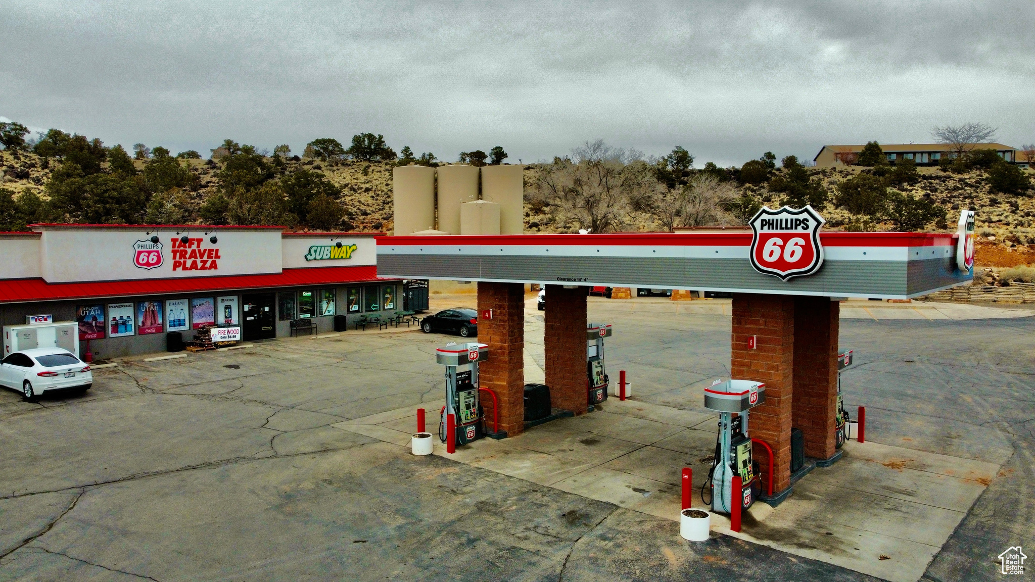 675 E HWY 24, Torrey, Utah 84775, ,Commercial Sale,For sale,HWY 24,1982687