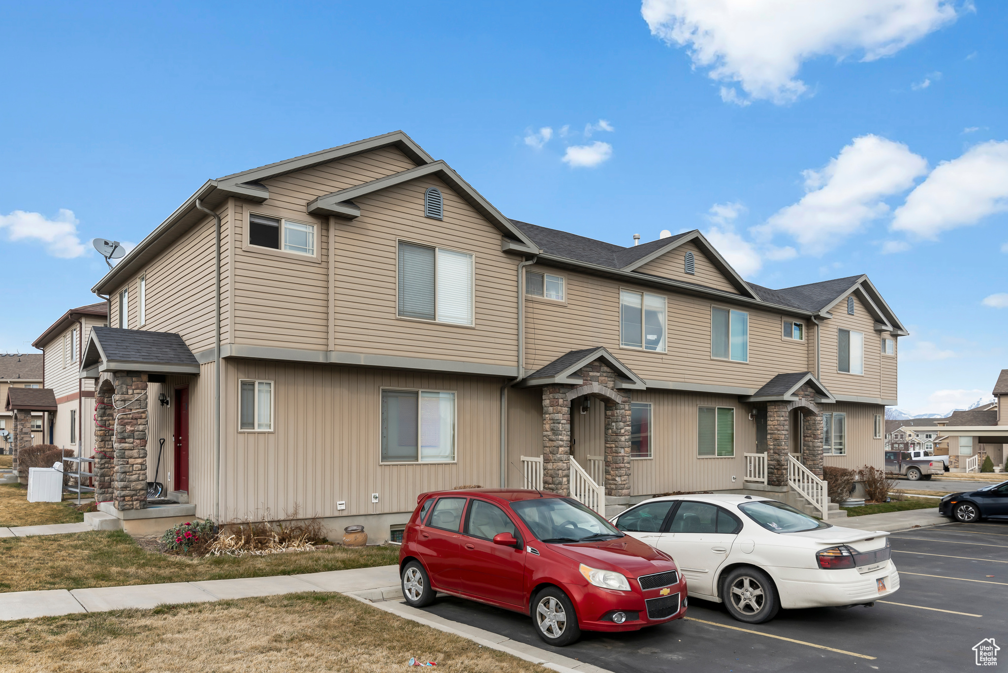 View of townhome / multi-family property