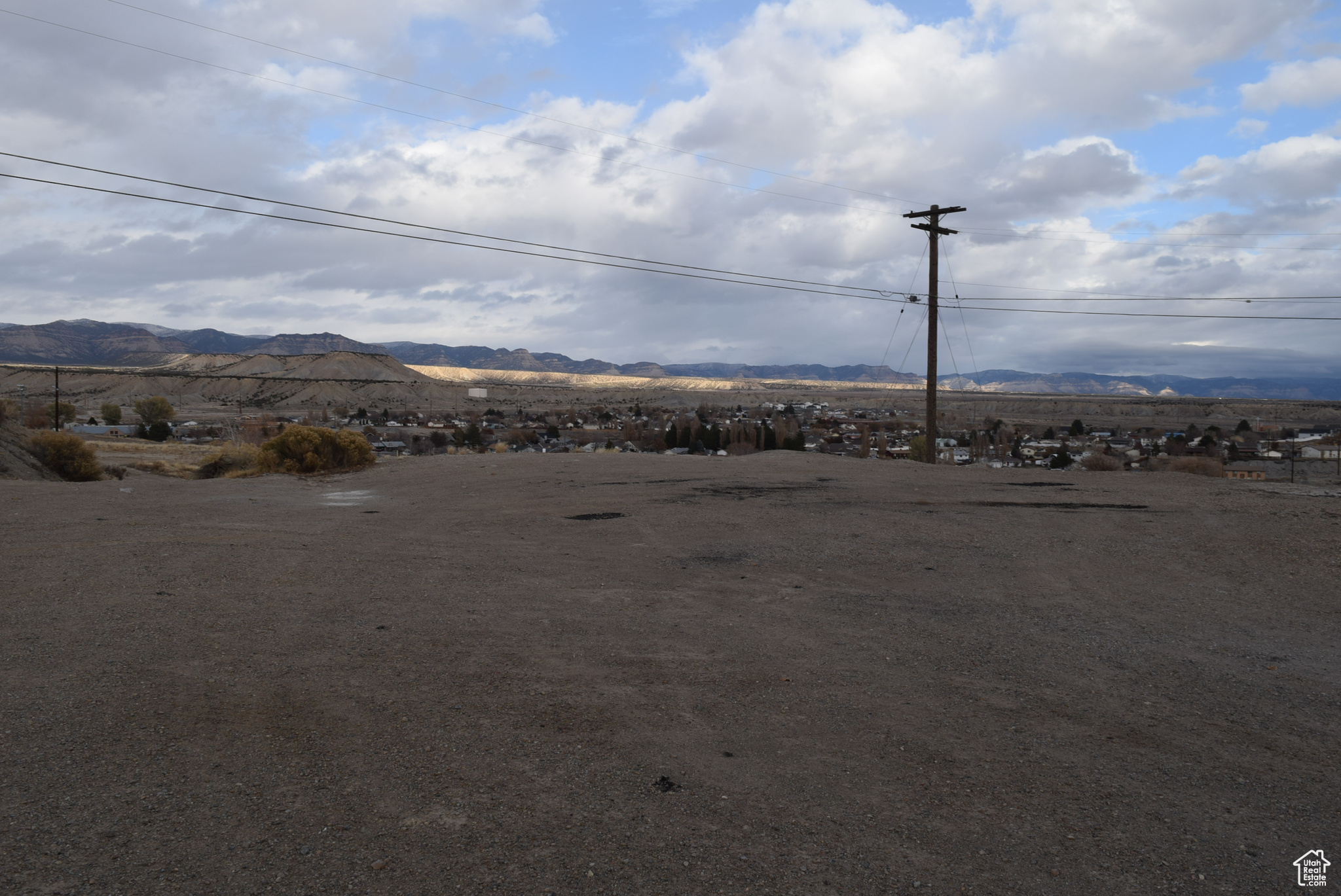 410 N CRESTVIEW, Price, Utah 84501, ,Land,For sale,CRESTVIEW,1983037