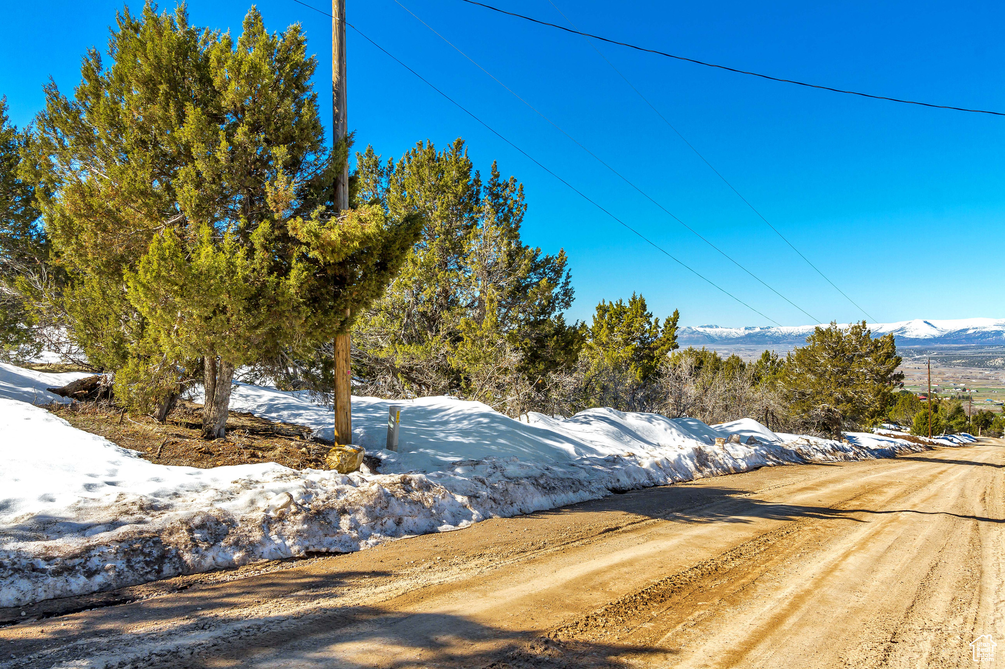 View of road featuring a mountain view