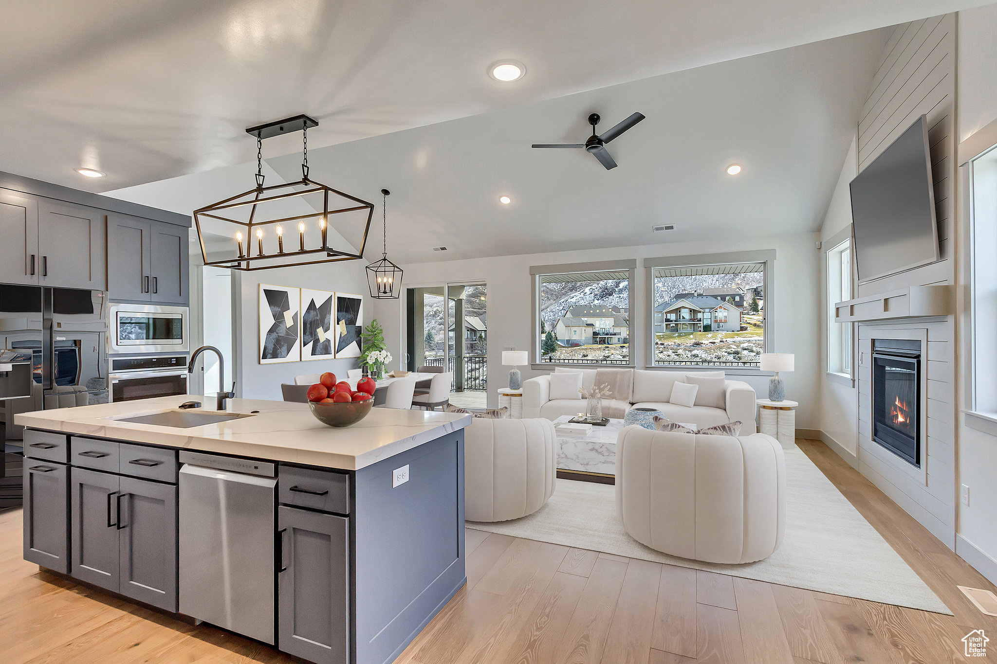 1208 E Delacroix Dr 117 Draper UT 84020 899,000