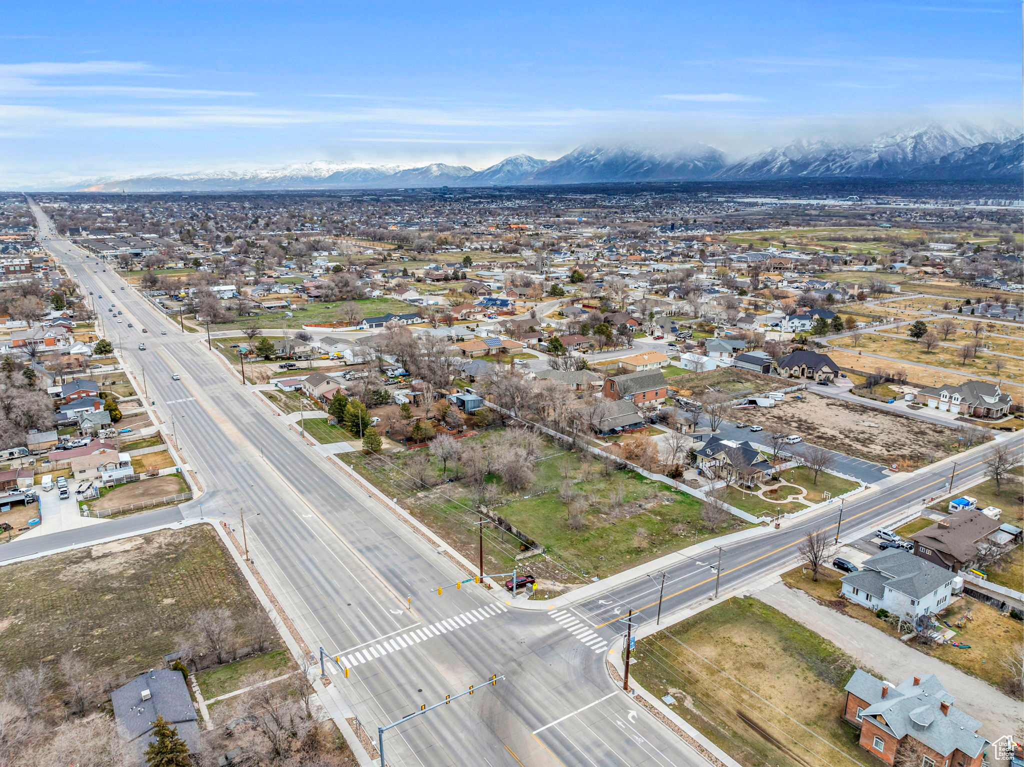 Aerial view featuring a mountain view