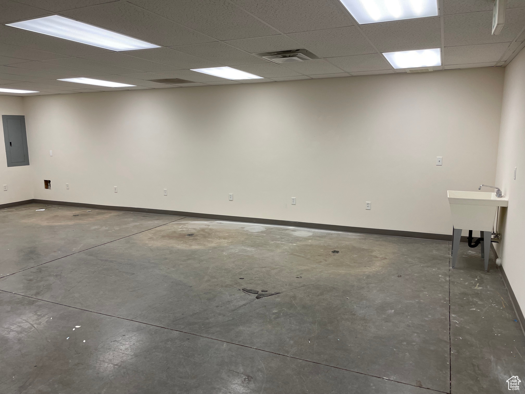 25 N 400 W, North Salt Lake, Utah 84054, ,Commercial Lease,For sale,400,1984071