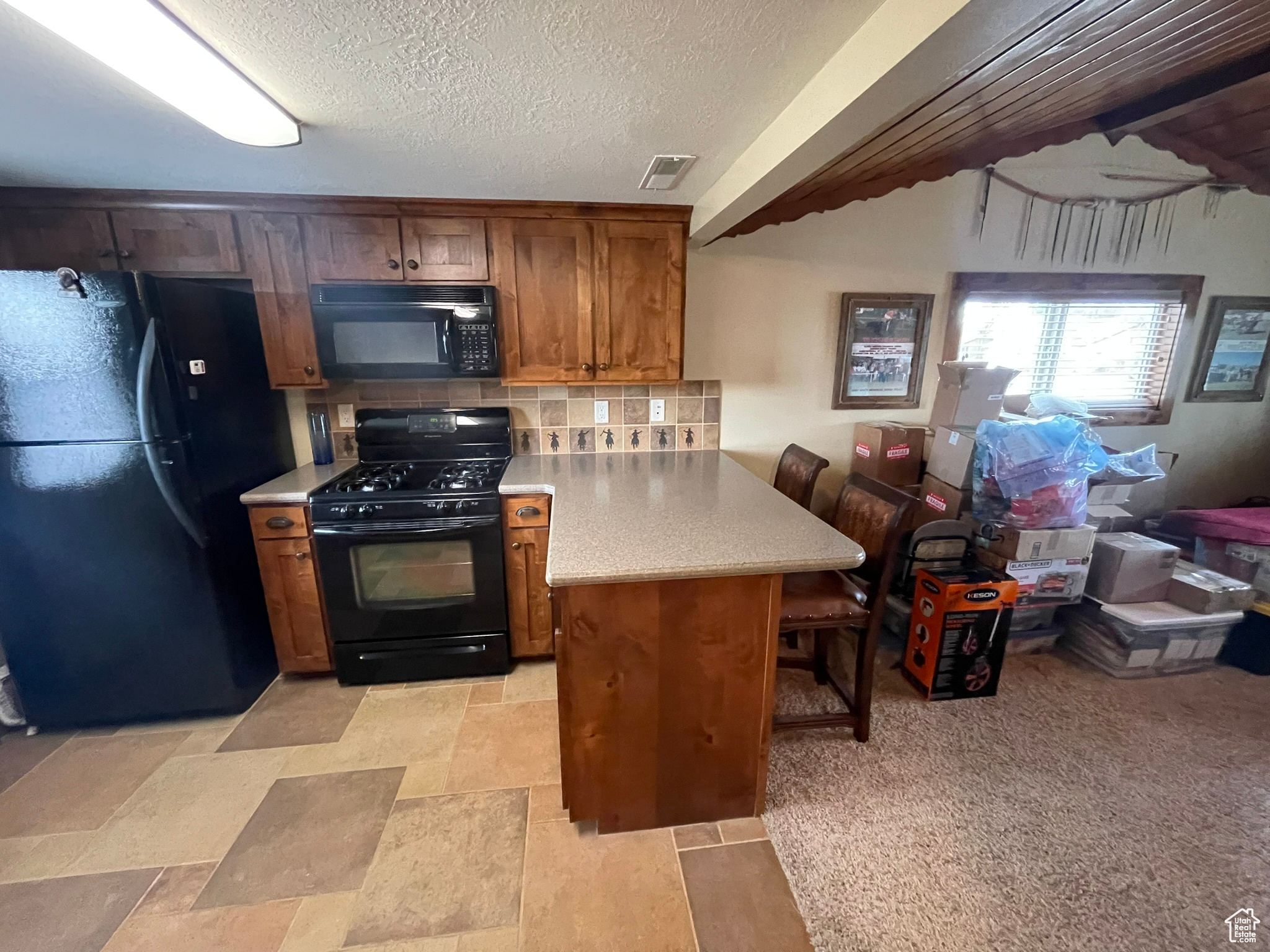 5859 S 3500 W, Roy, Utah 84067, 4 Bedrooms Bedrooms, 15 Rooms Rooms,2 BathroomsBathrooms,Residential,For sale,3500,1984176