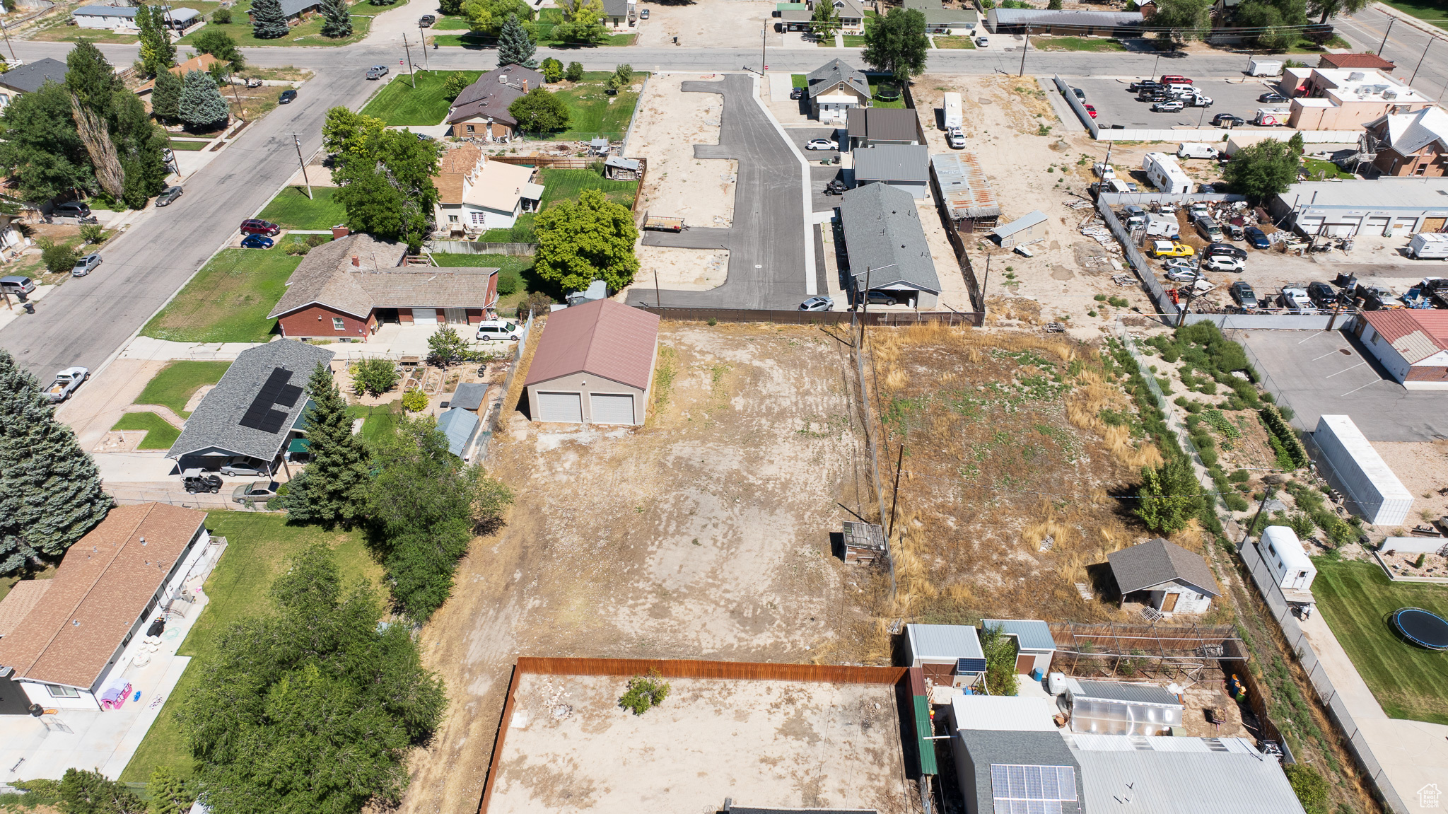 Birds eye view of property