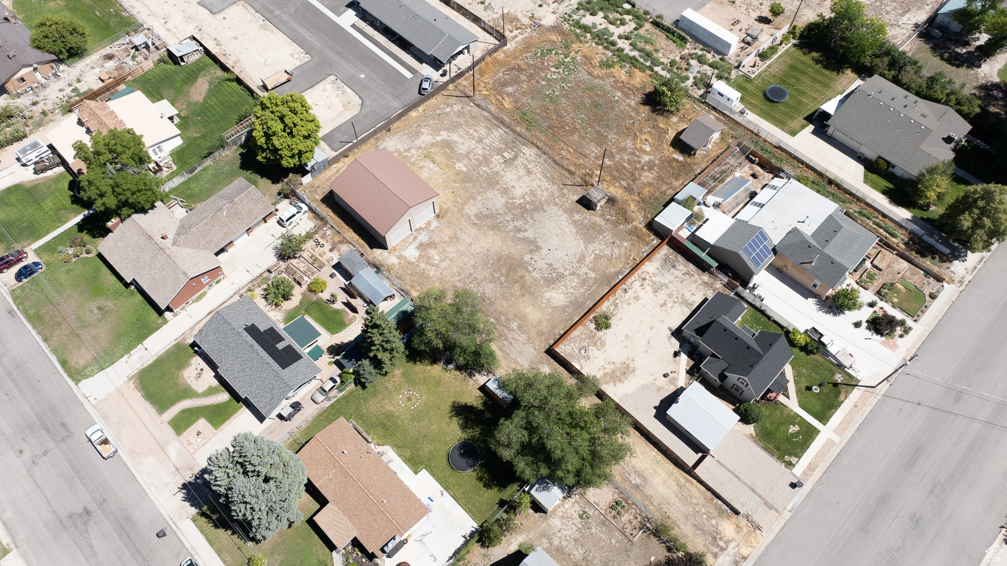 Birds eye view of property