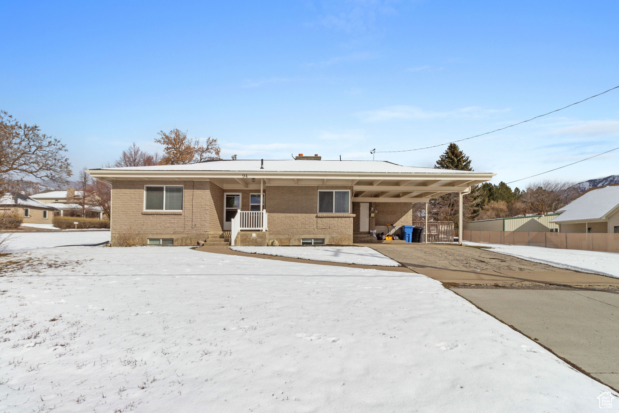 94 S 400 E, Hyde Park, Utah 84318, 4 Bedrooms Bedrooms, ,Residential,For sale,400,1984273